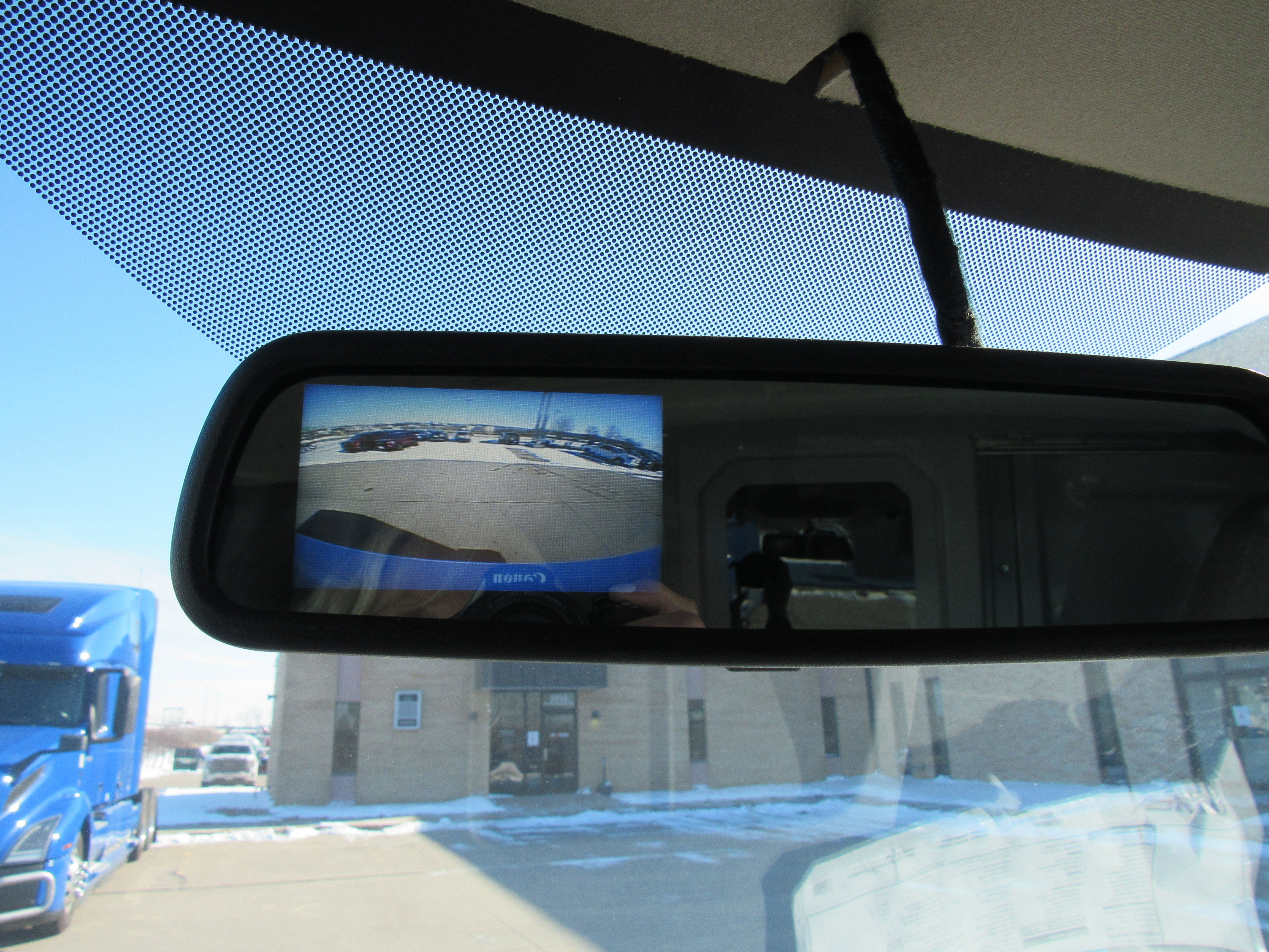 2025 GMC Savana Cutaway 3500 1WT