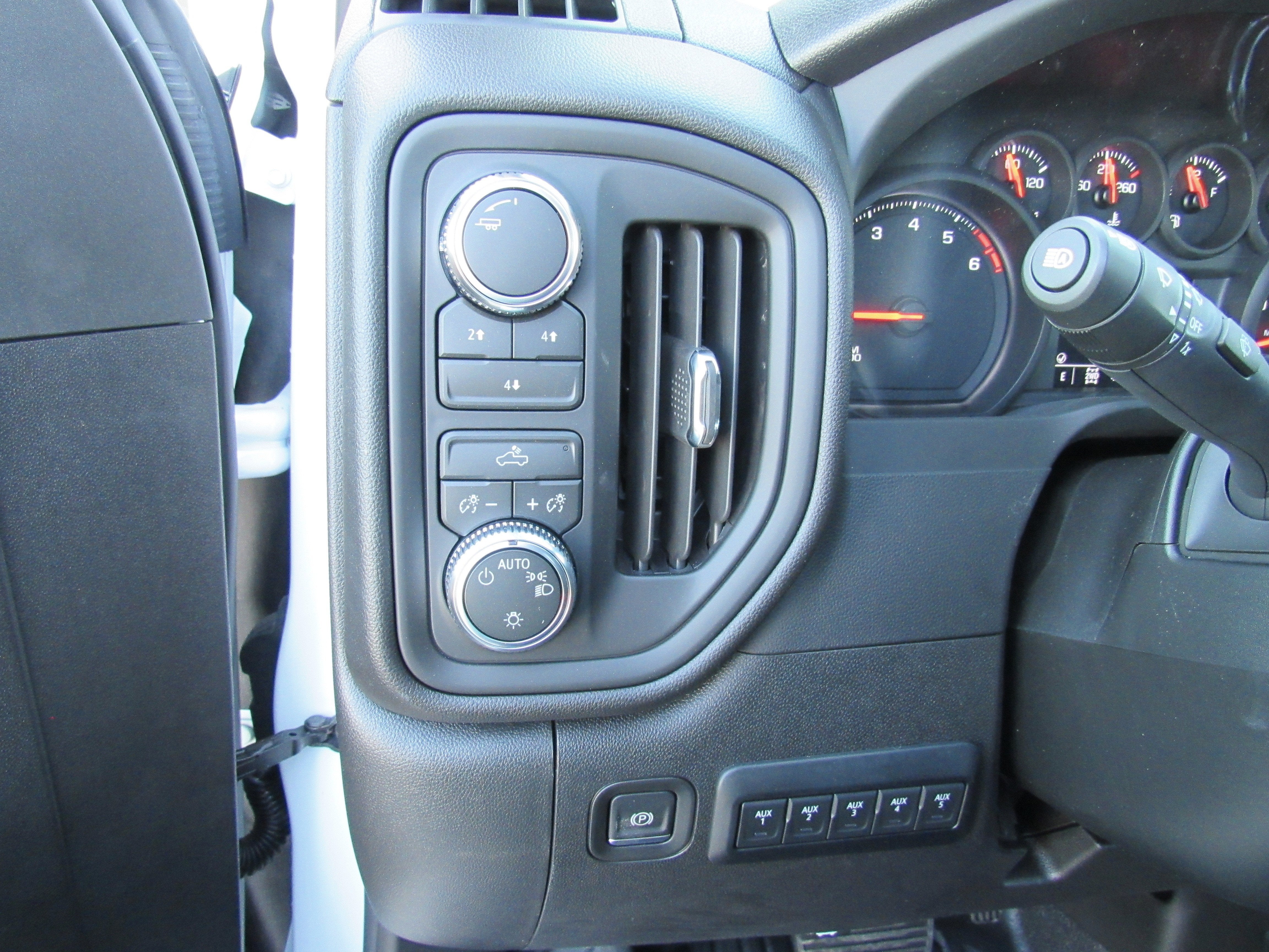 2026 GMC Sierra 3500 HD Chassis Cab Pro