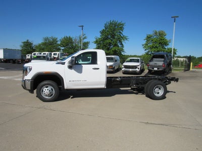 2026 GMC Sierra 3500 HD Chassis Cab Pro