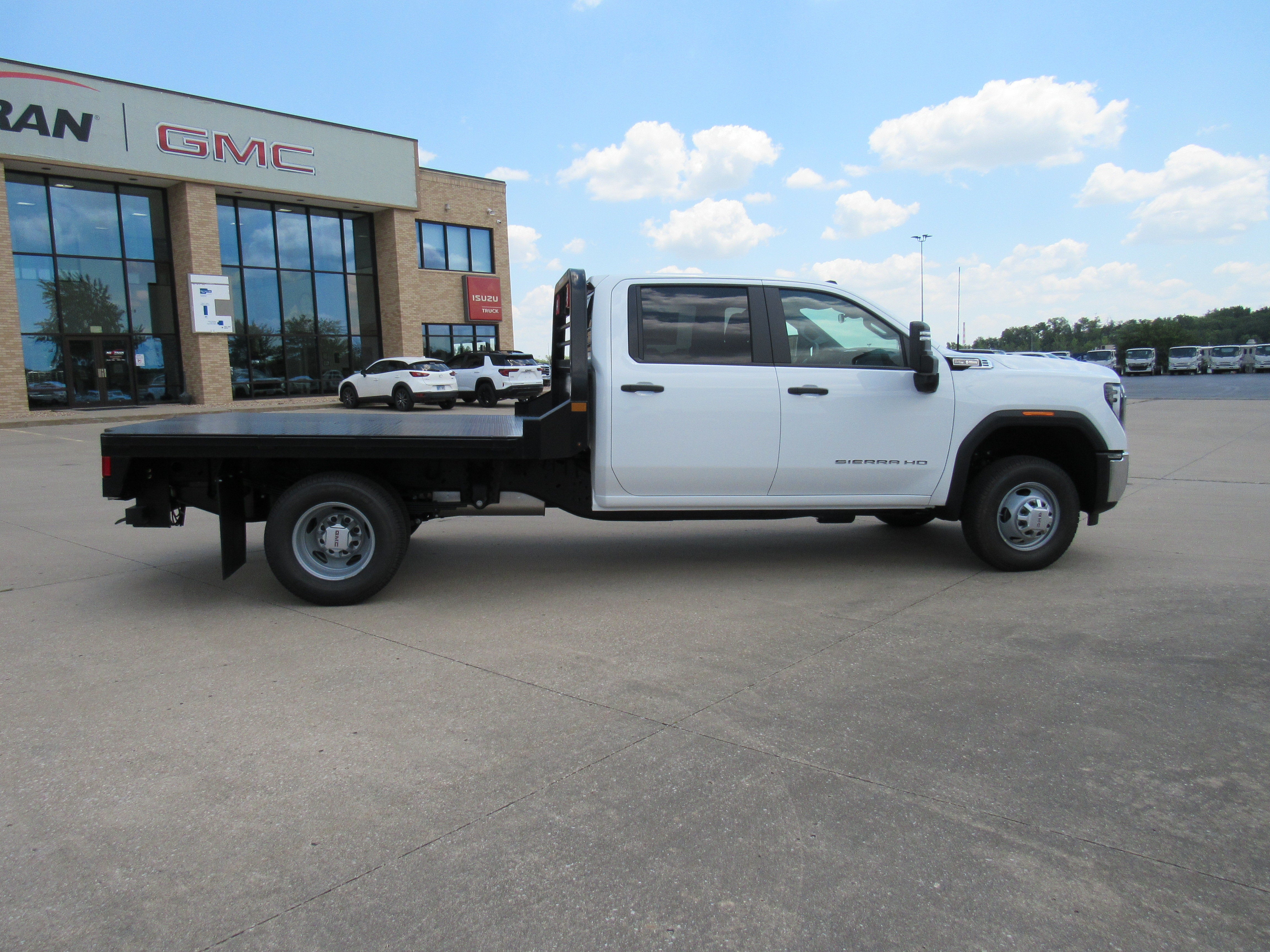 2026 GMC Sierra 3500 HD Chassis Cab Pro