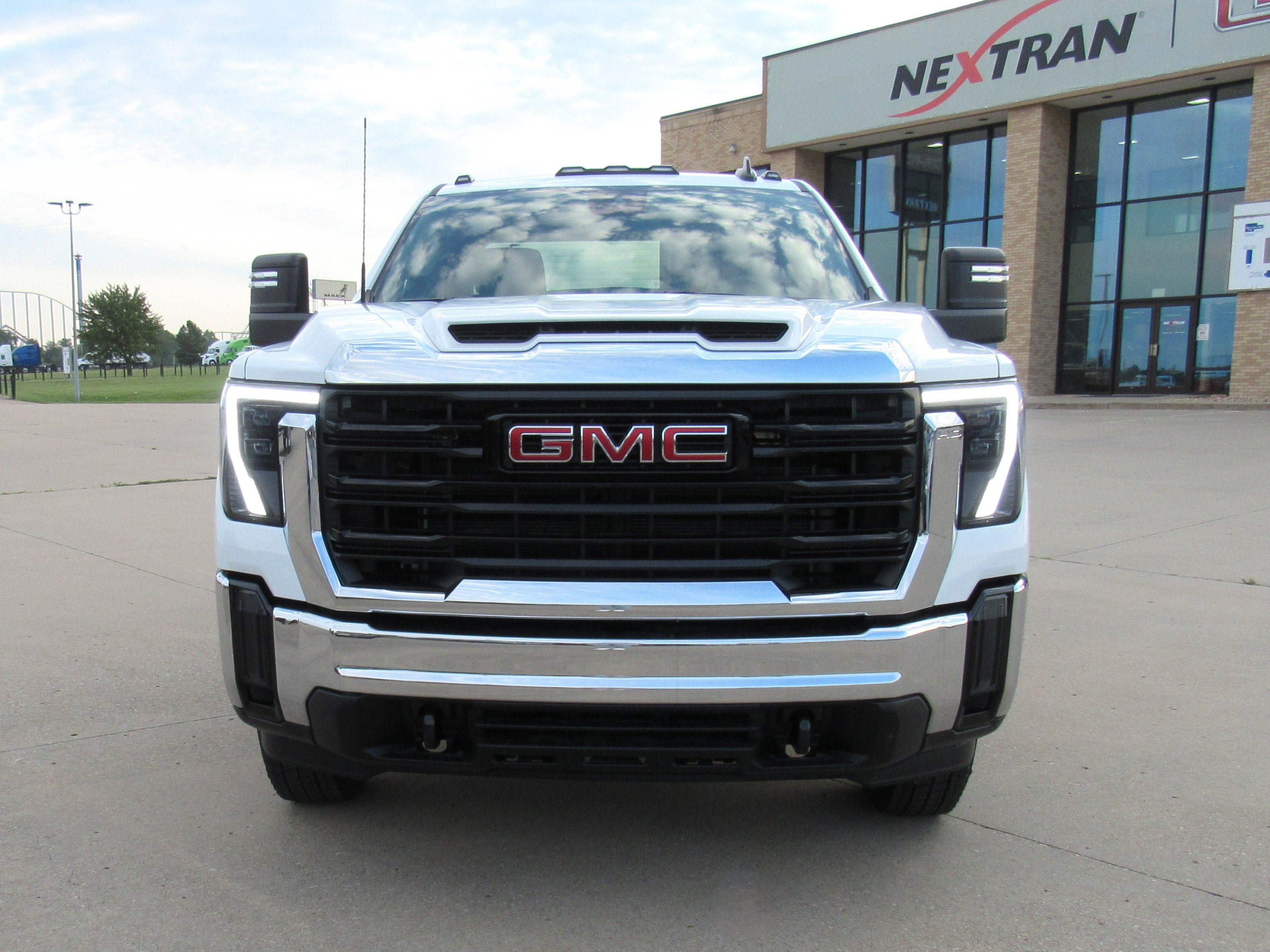 2026 GMC Sierra 3500 HD Chassis Cab Pro