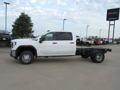 2026 GMC Sierra 3500 HD Chassis Cab Pro
