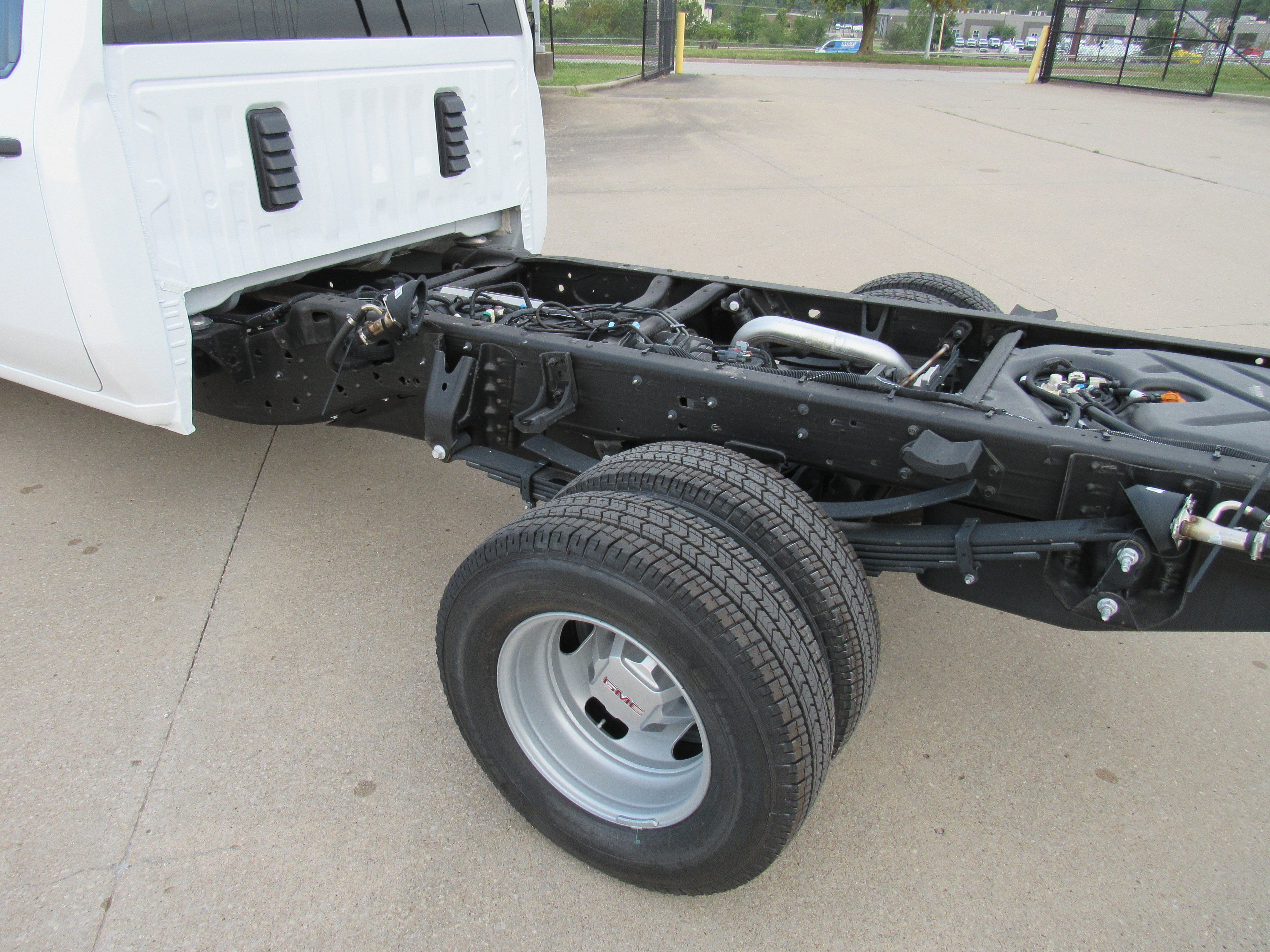 2026 GMC Sierra 3500 HD Chassis Cab Pro