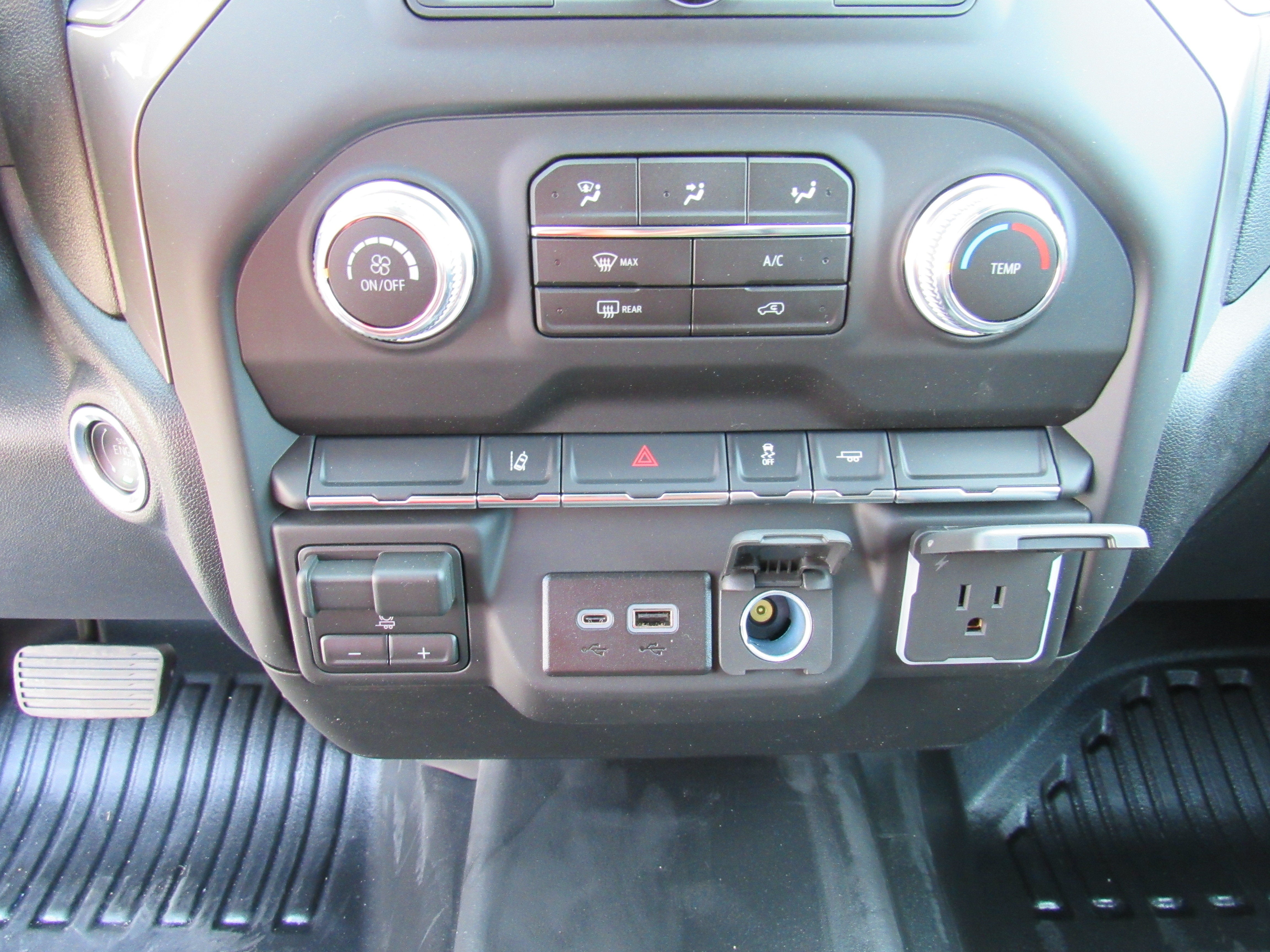 2026 GMC Sierra 3500 HD Chassis Cab Pro