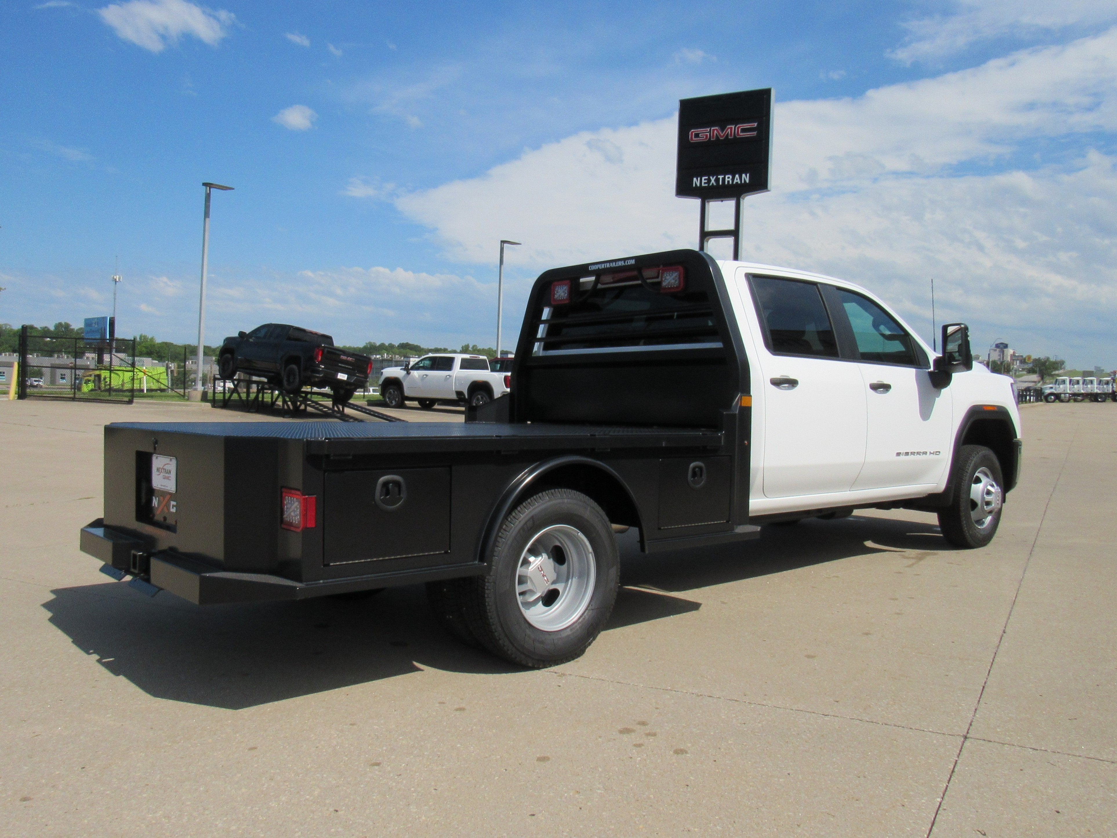 2026 GMC Sierra 3500 HD Chassis Cab Pro