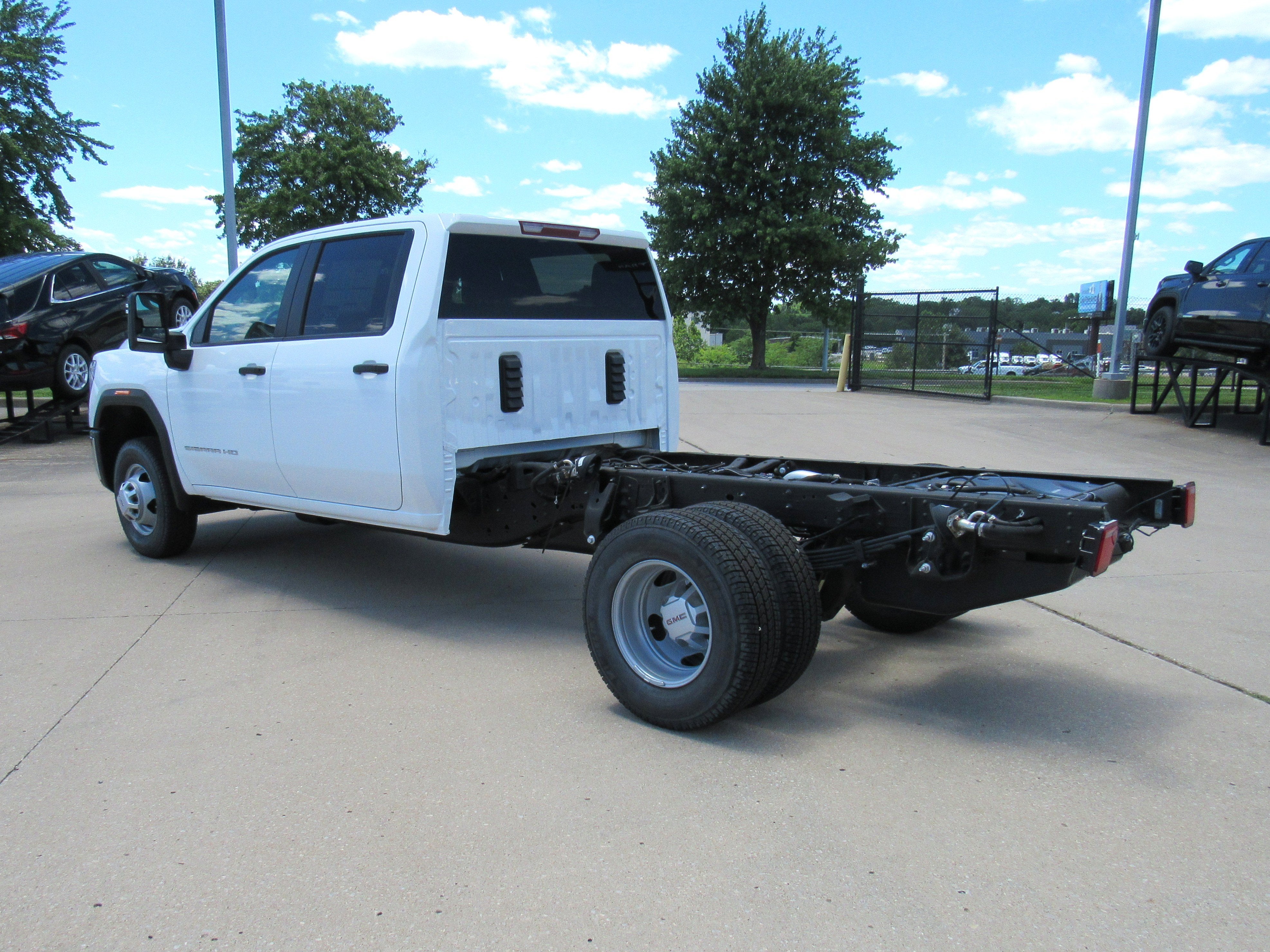 2026 GMC Sierra 3500 HD Chassis Cab Pro
