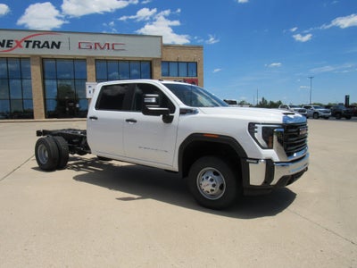 2026 GMC Sierra 3500 HD Chassis Cab Pro