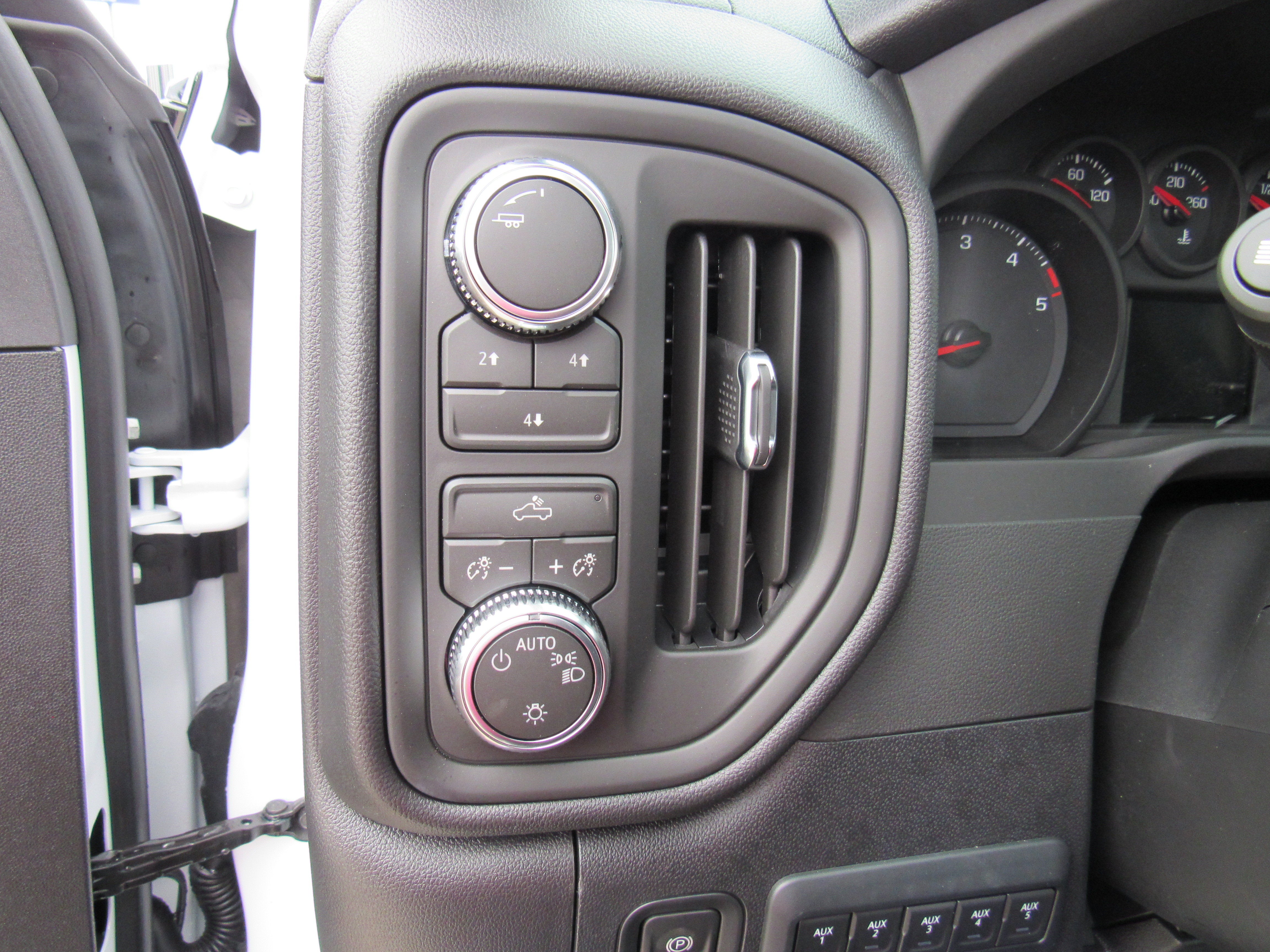 2026 GMC Sierra 3500 HD Chassis Cab Pro