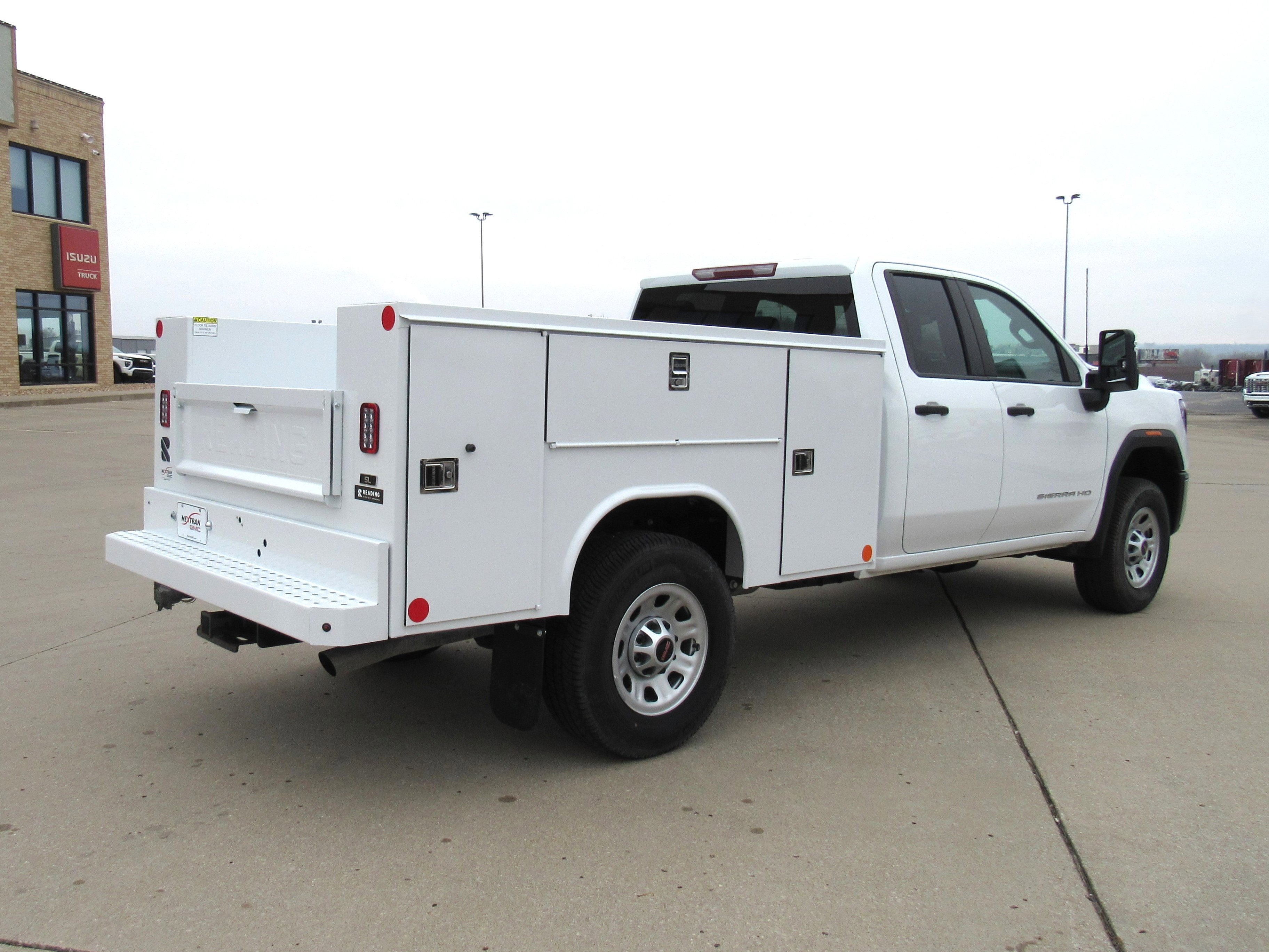 2025 GMC Sierra 3500 HD Pro