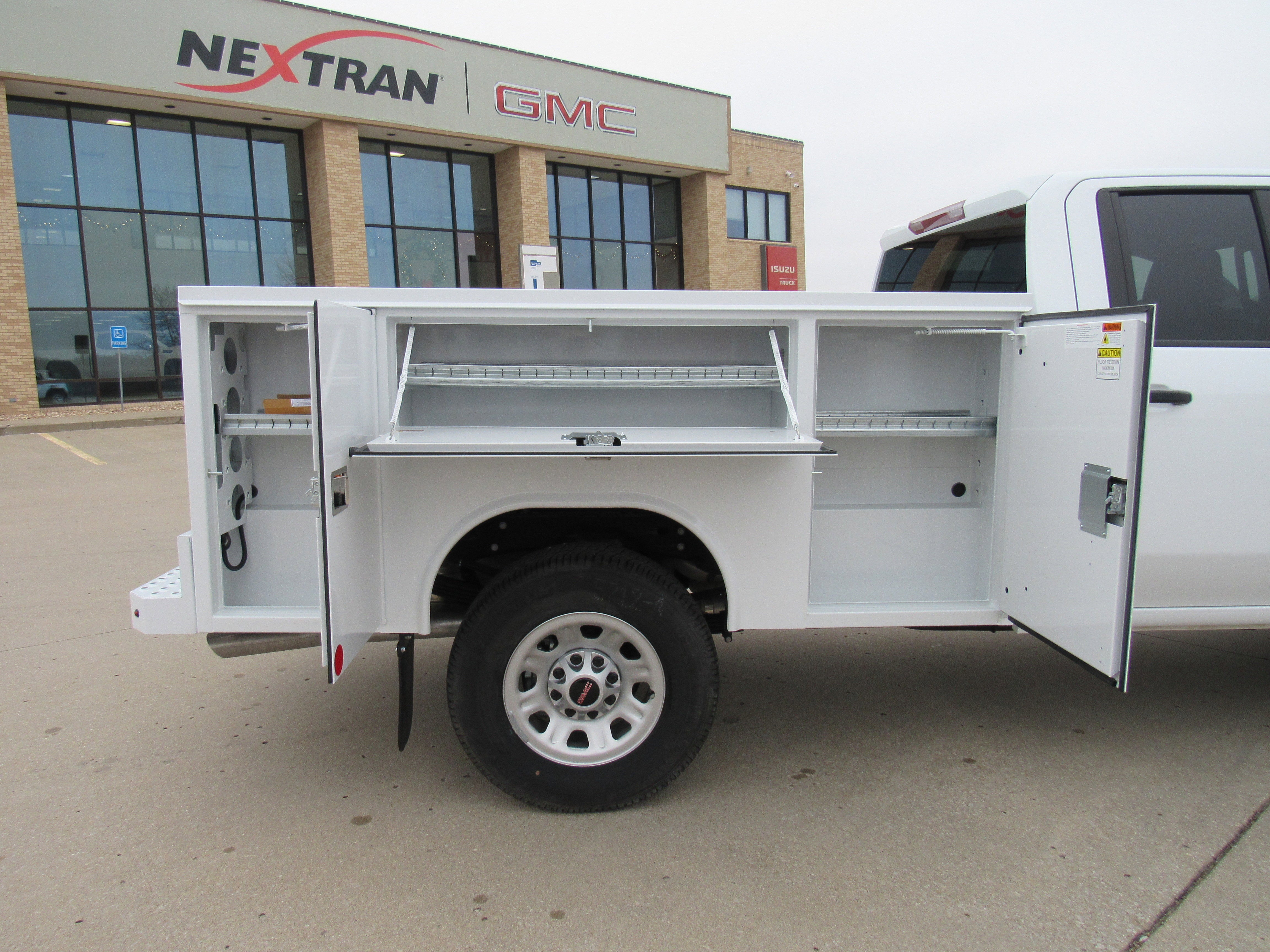 2025 GMC Sierra 3500 HD Pro