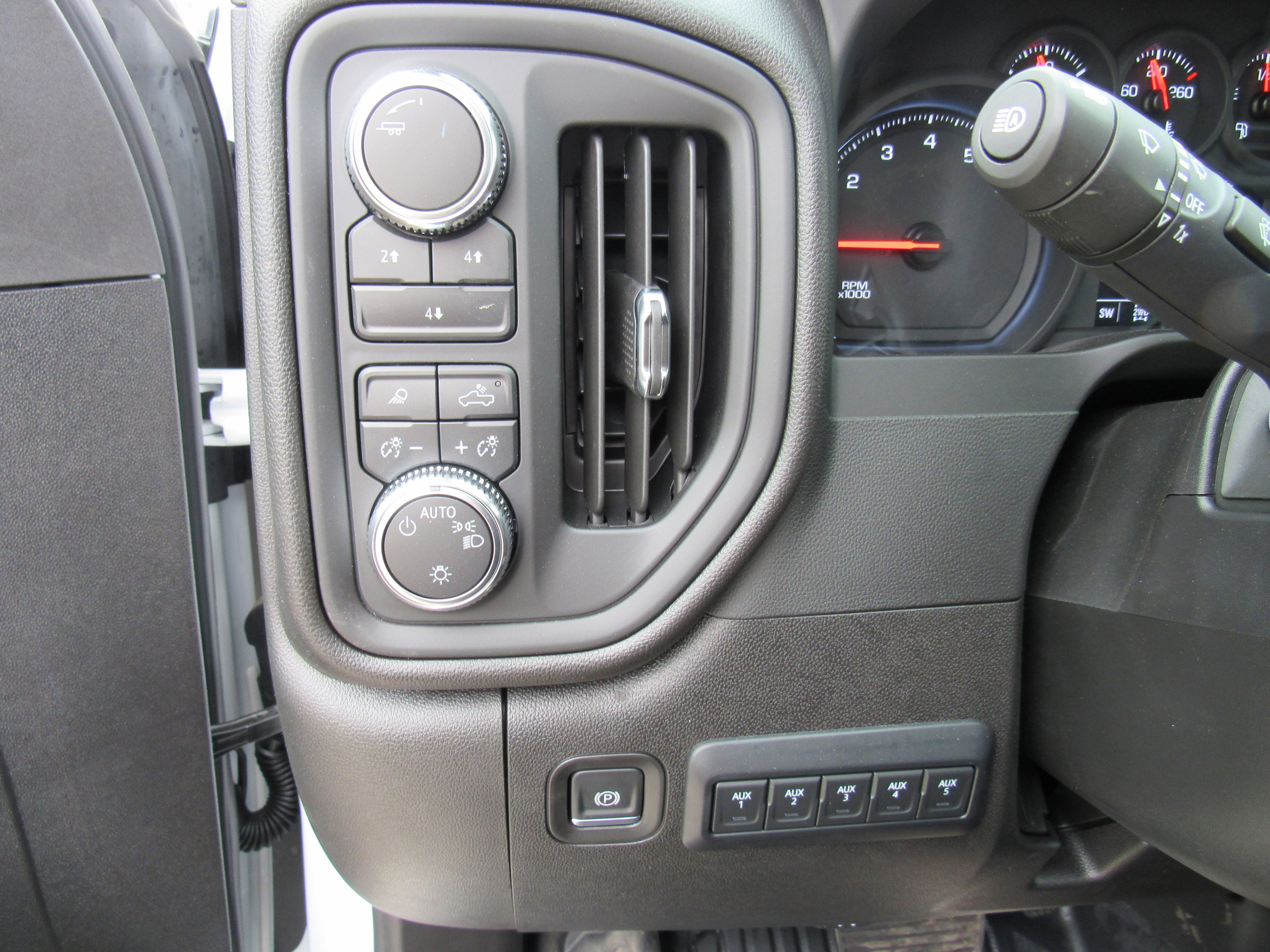 2025 GMC Sierra 3500 HD Pro