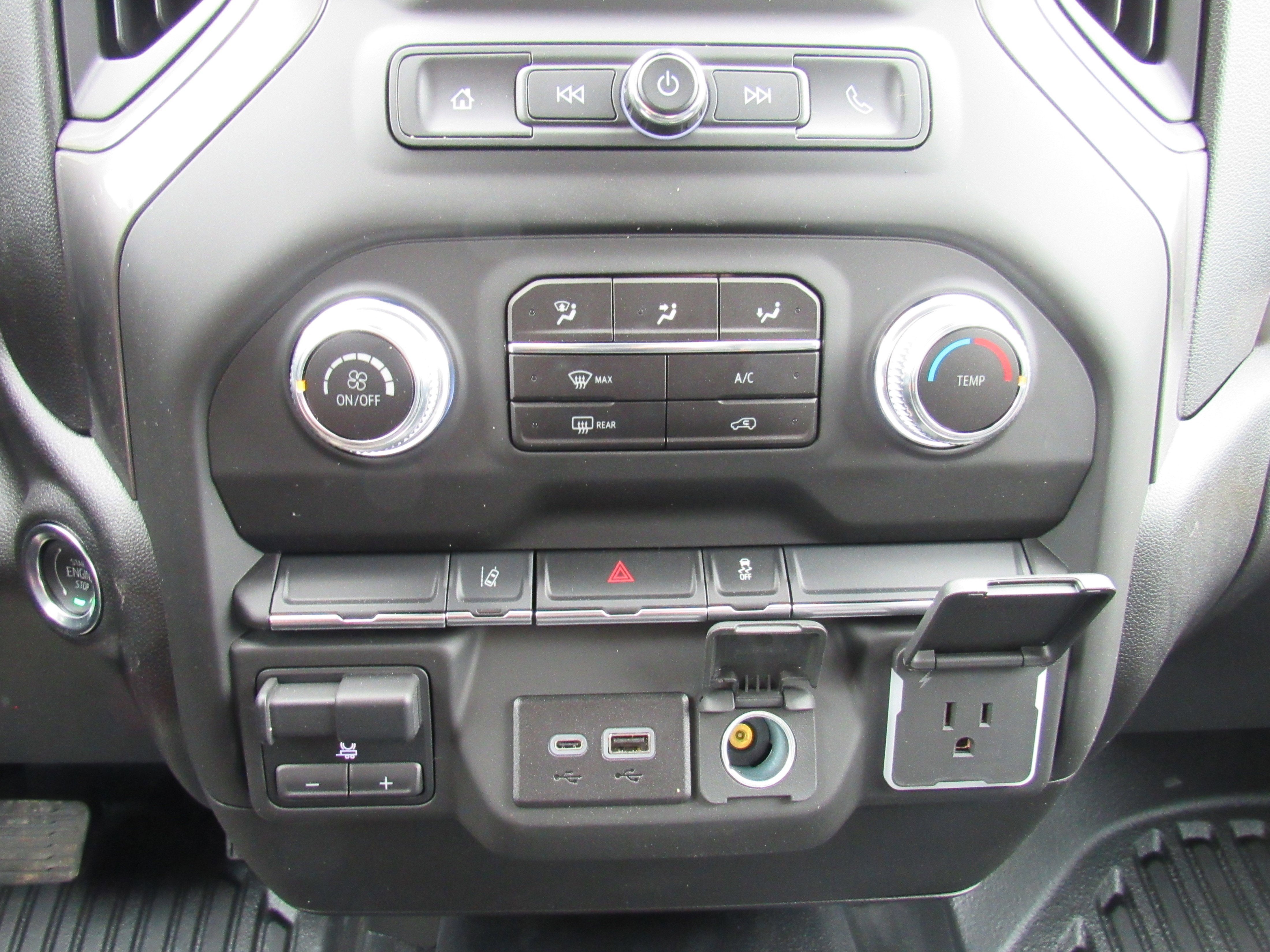 2025 GMC Sierra 3500 HD Pro