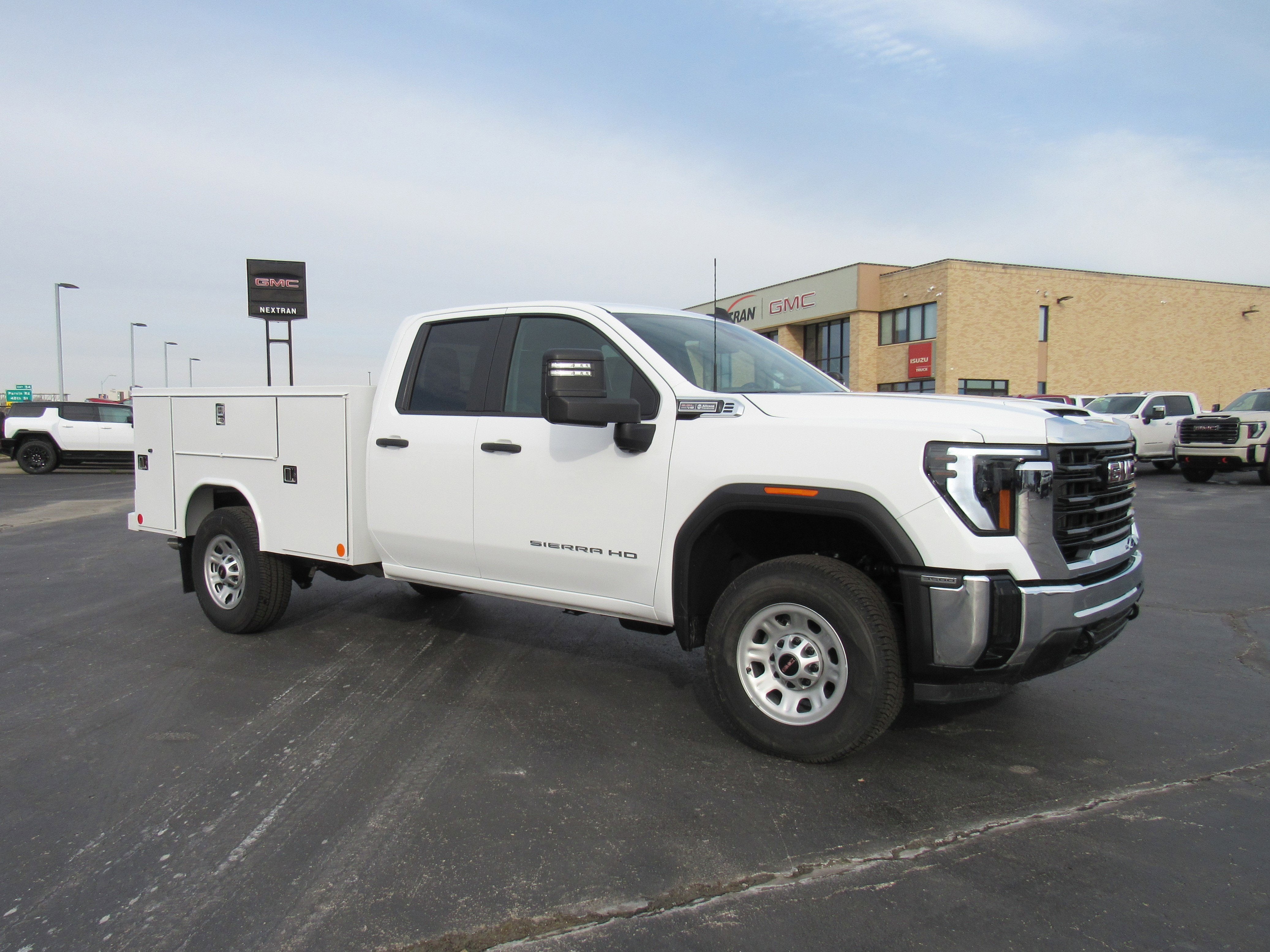 2025 GMC Sierra 3500 HD Pro