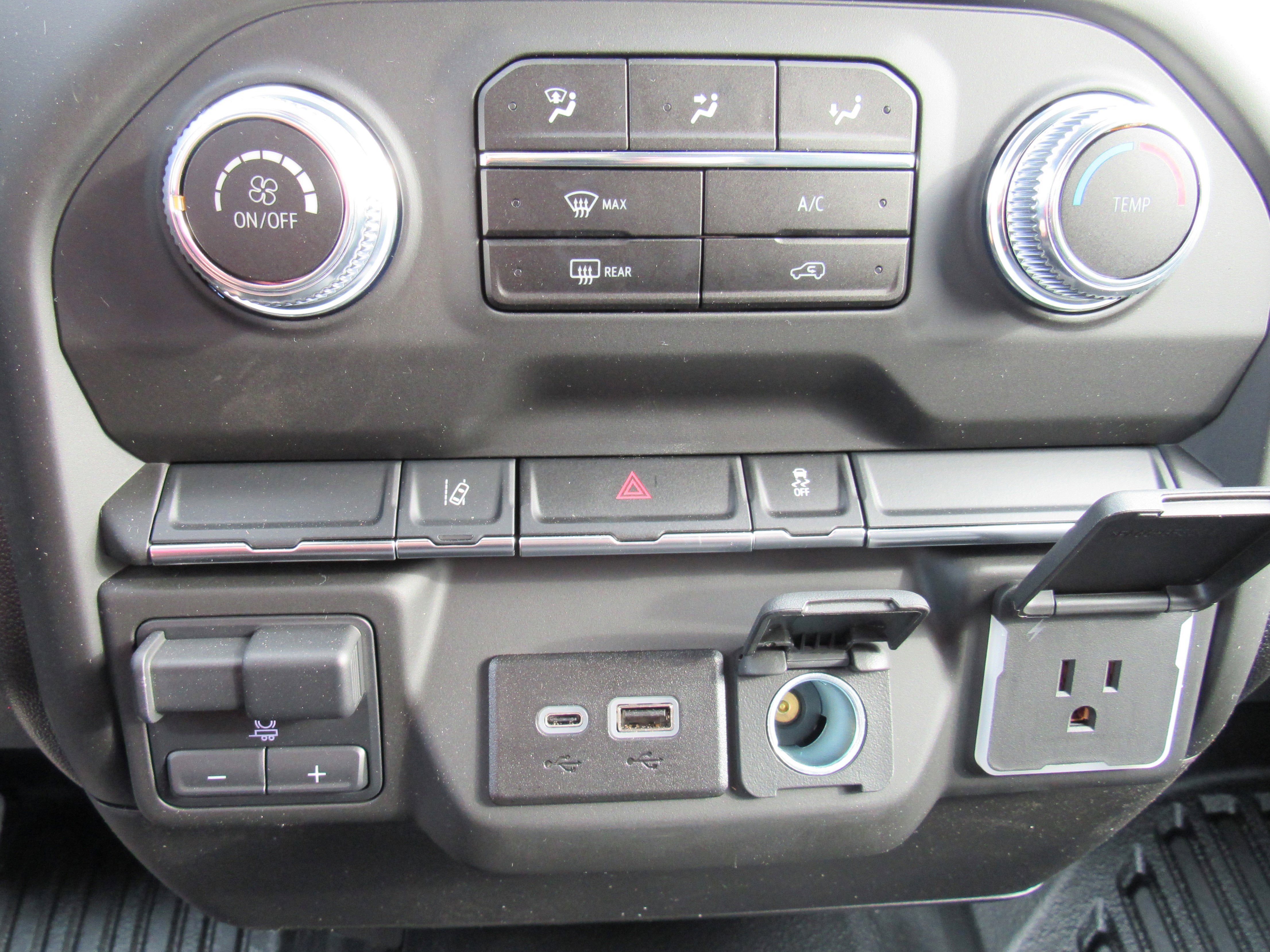 2025 GMC Sierra 3500 HD Pro