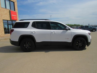 2023 GMC Acadia AT4