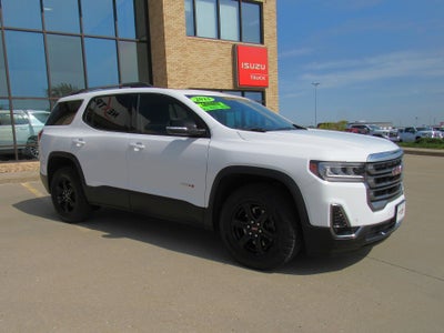2023 GMC Acadia AT4
