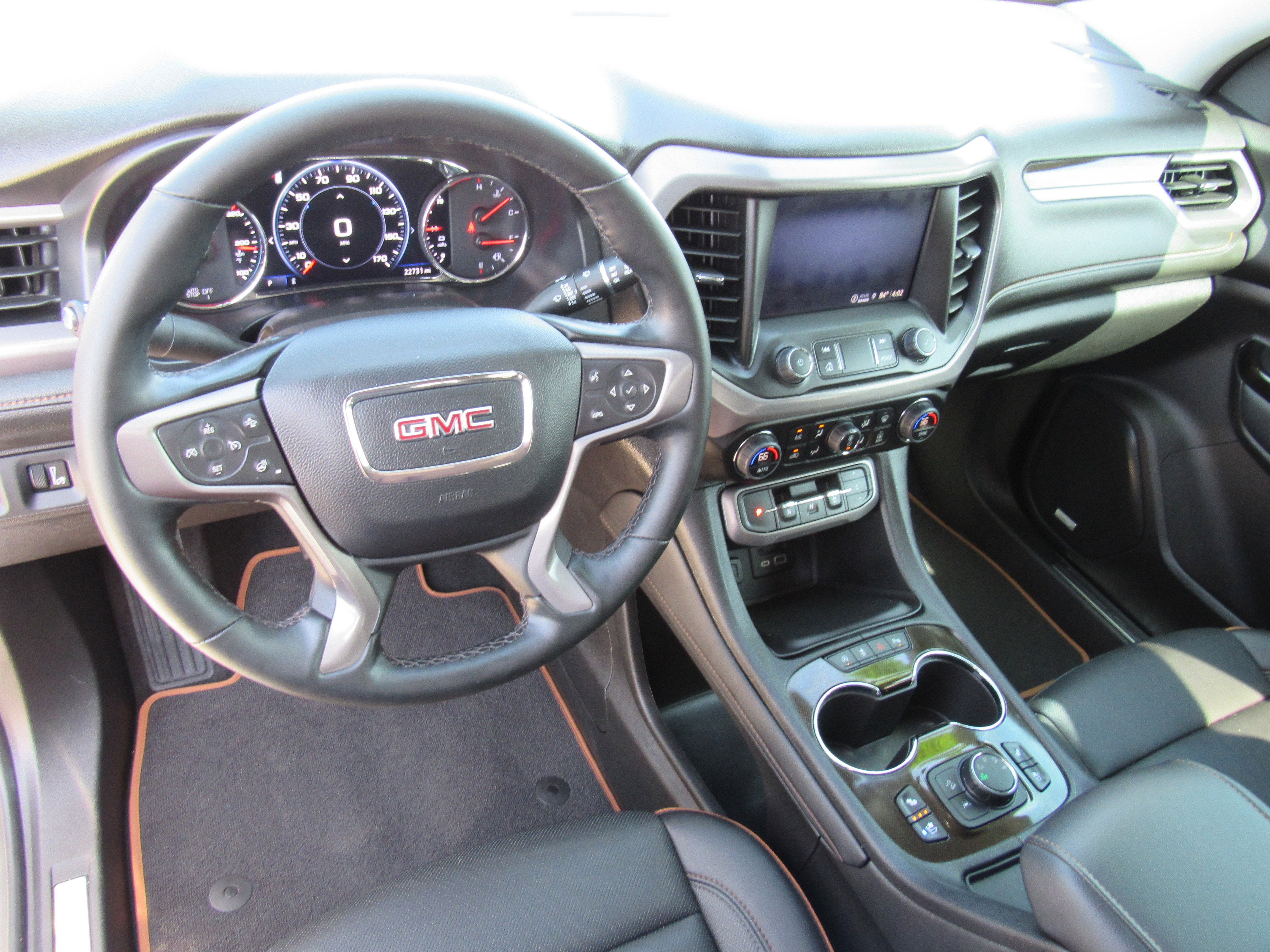 2023 GMC Acadia AT4