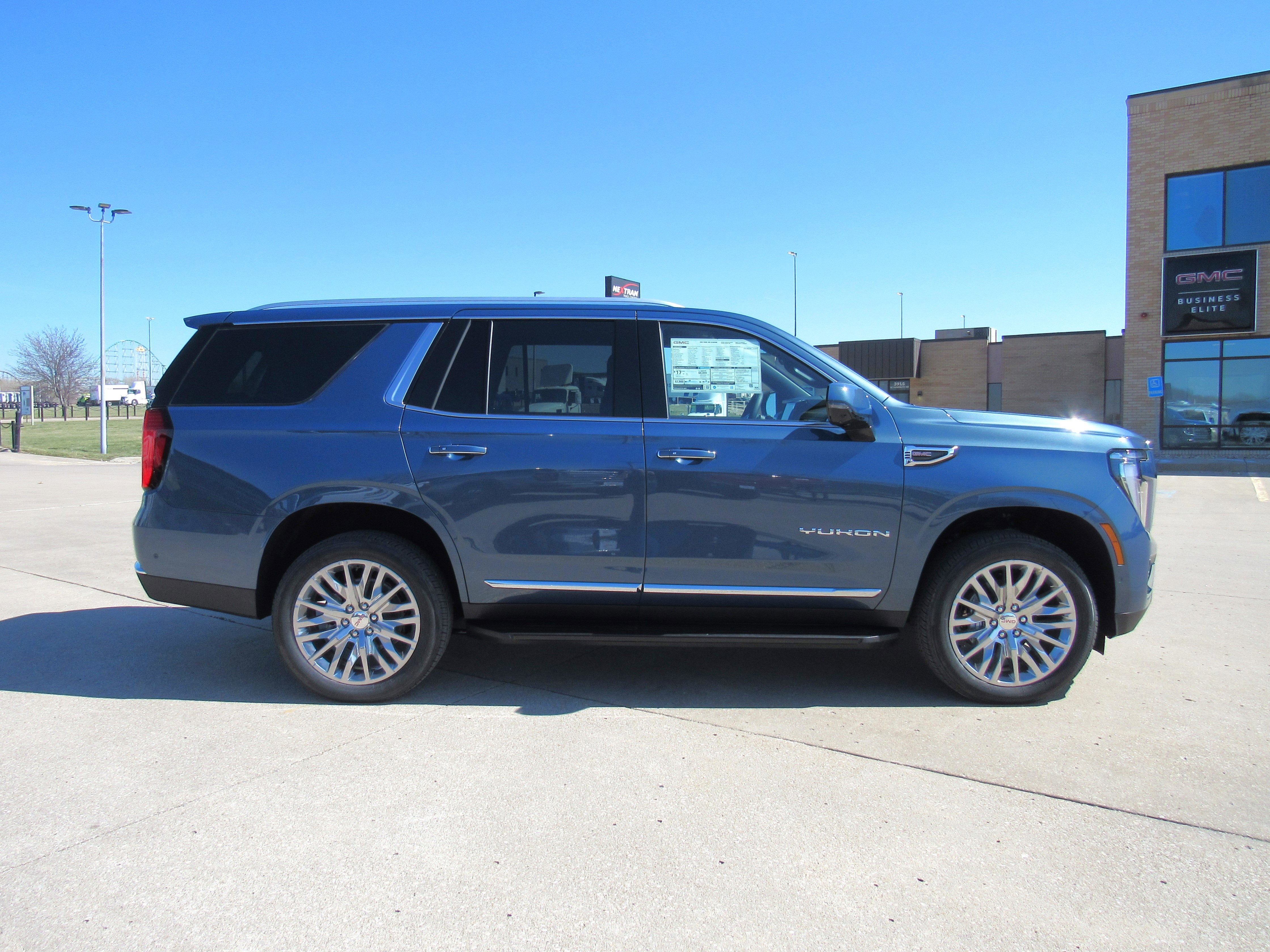 2026 GMC Yukon Elevation