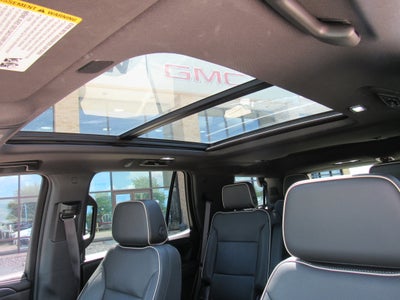 2023 GMC Yukon SLT