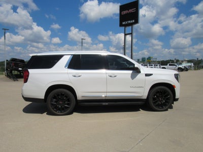 2023 GMC Yukon SLT