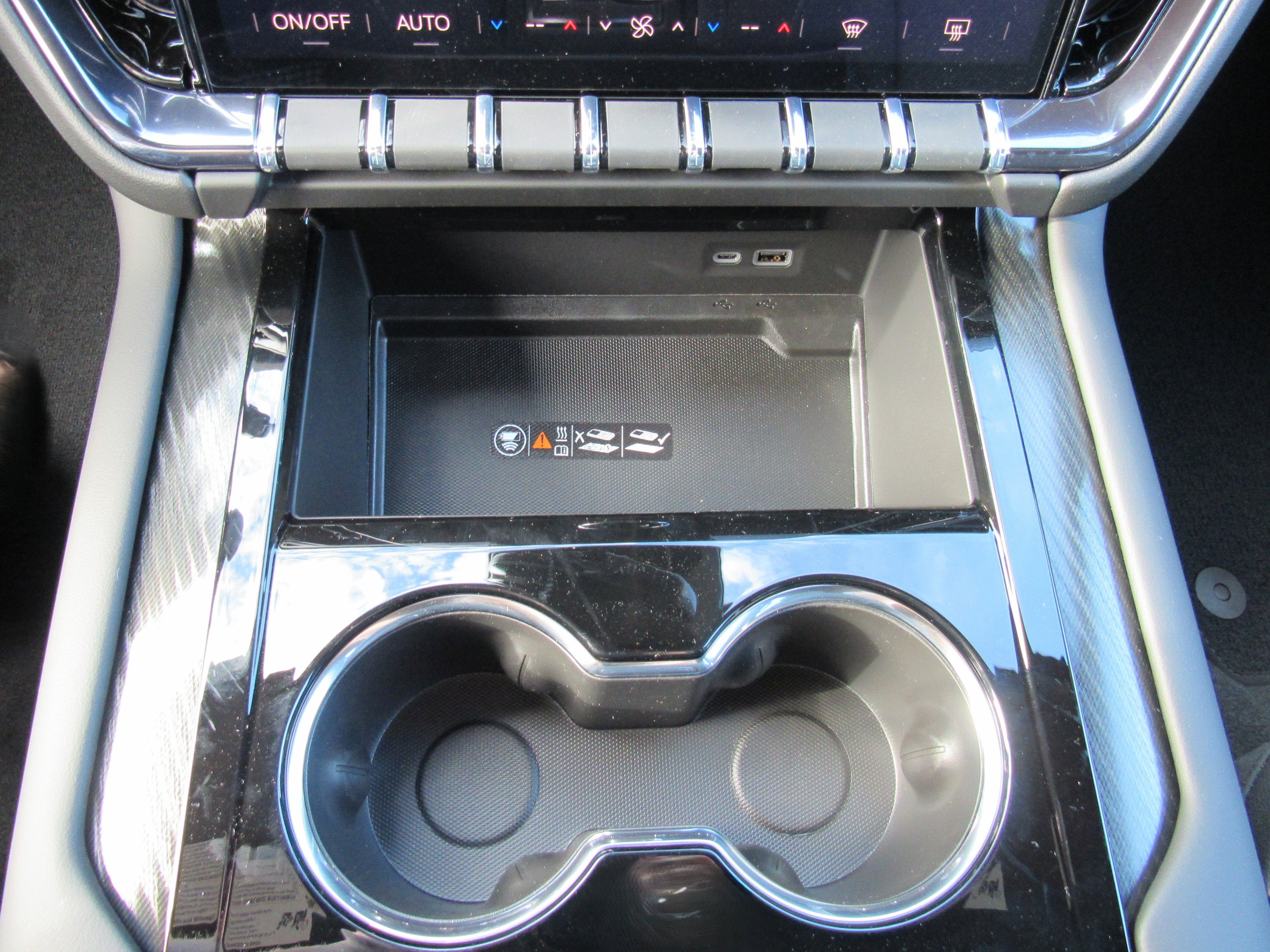 2027 GMC Yukon AT4