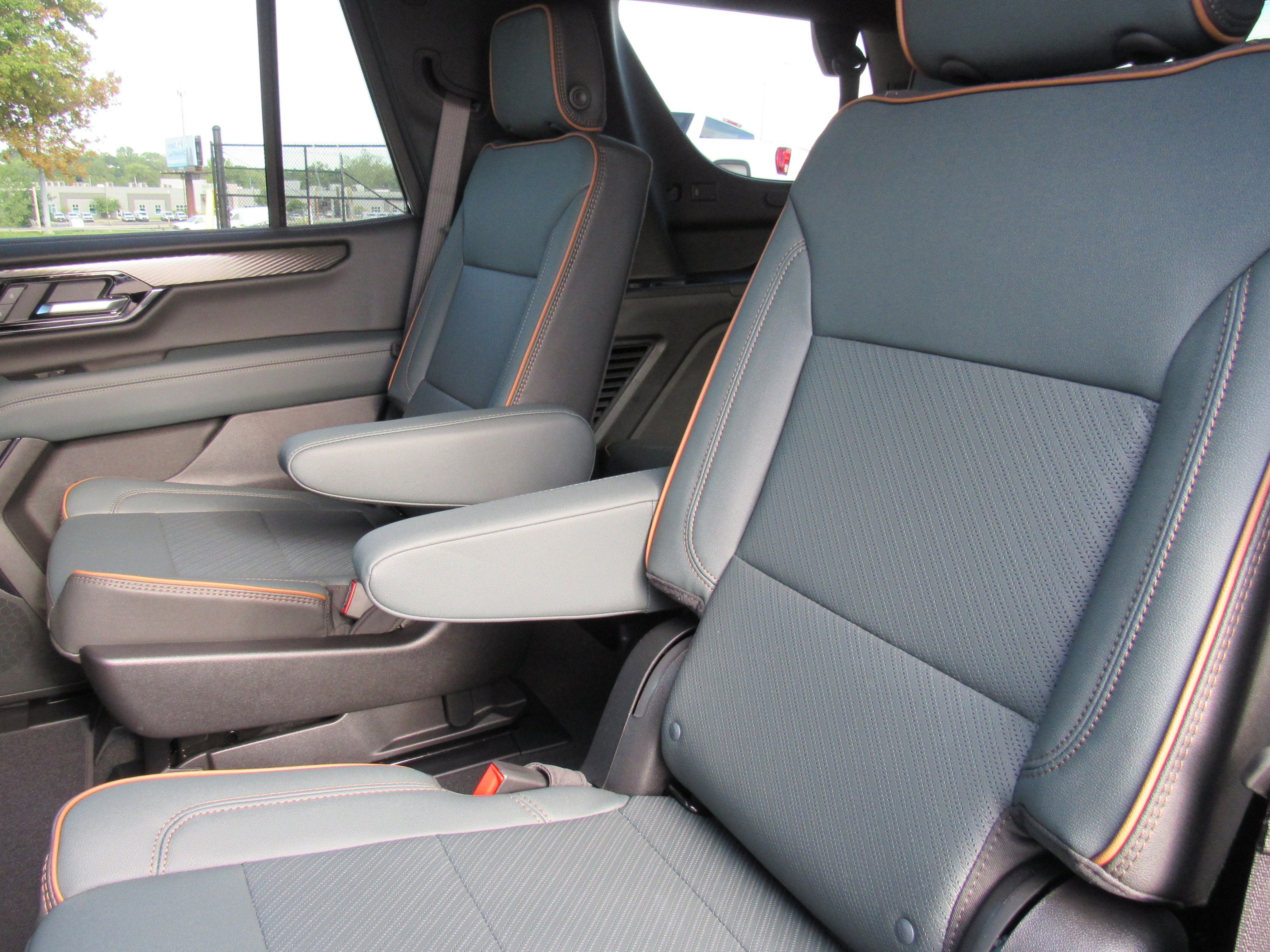 2027 GMC Yukon AT4
