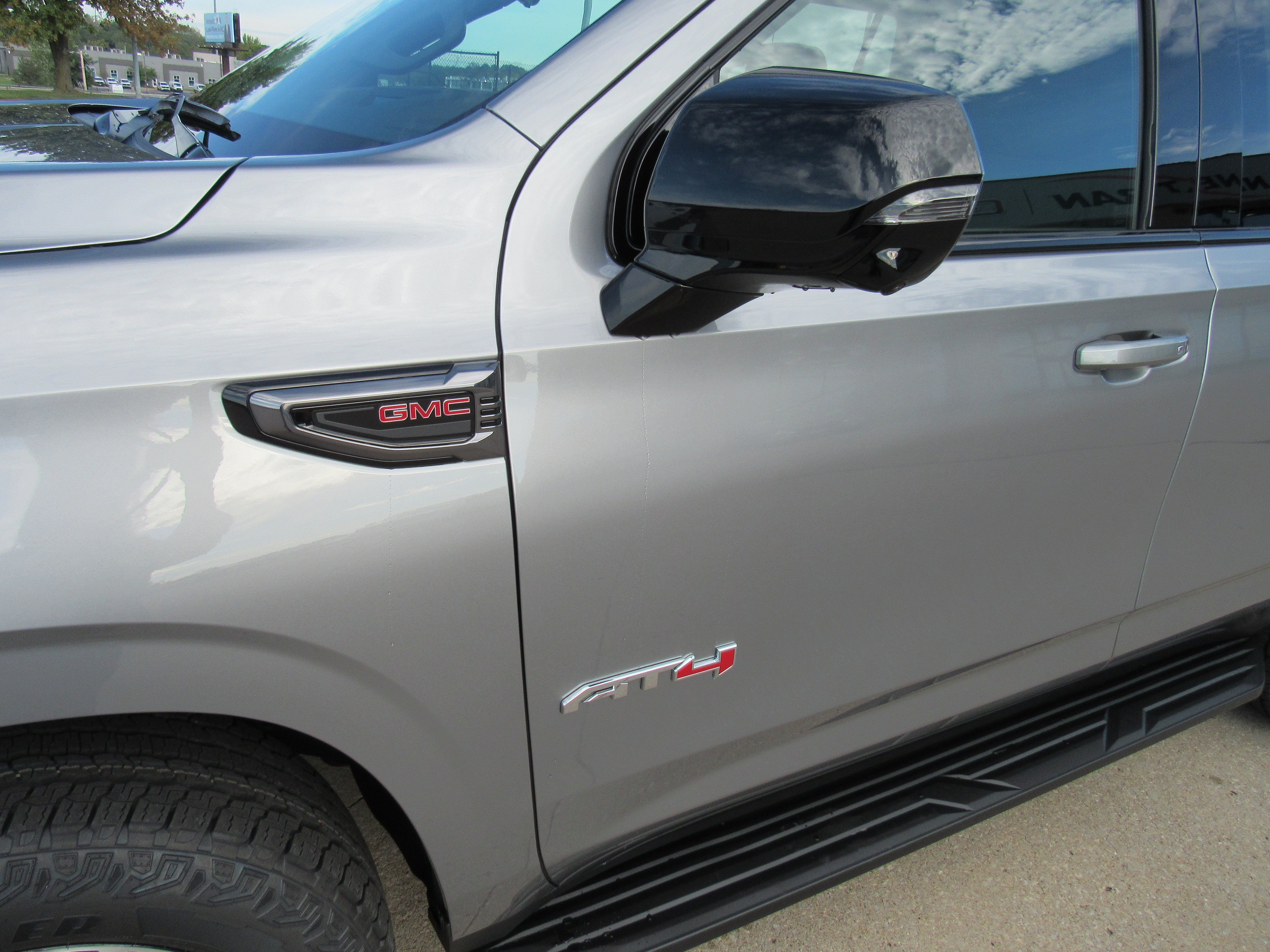 2027 GMC Yukon AT4