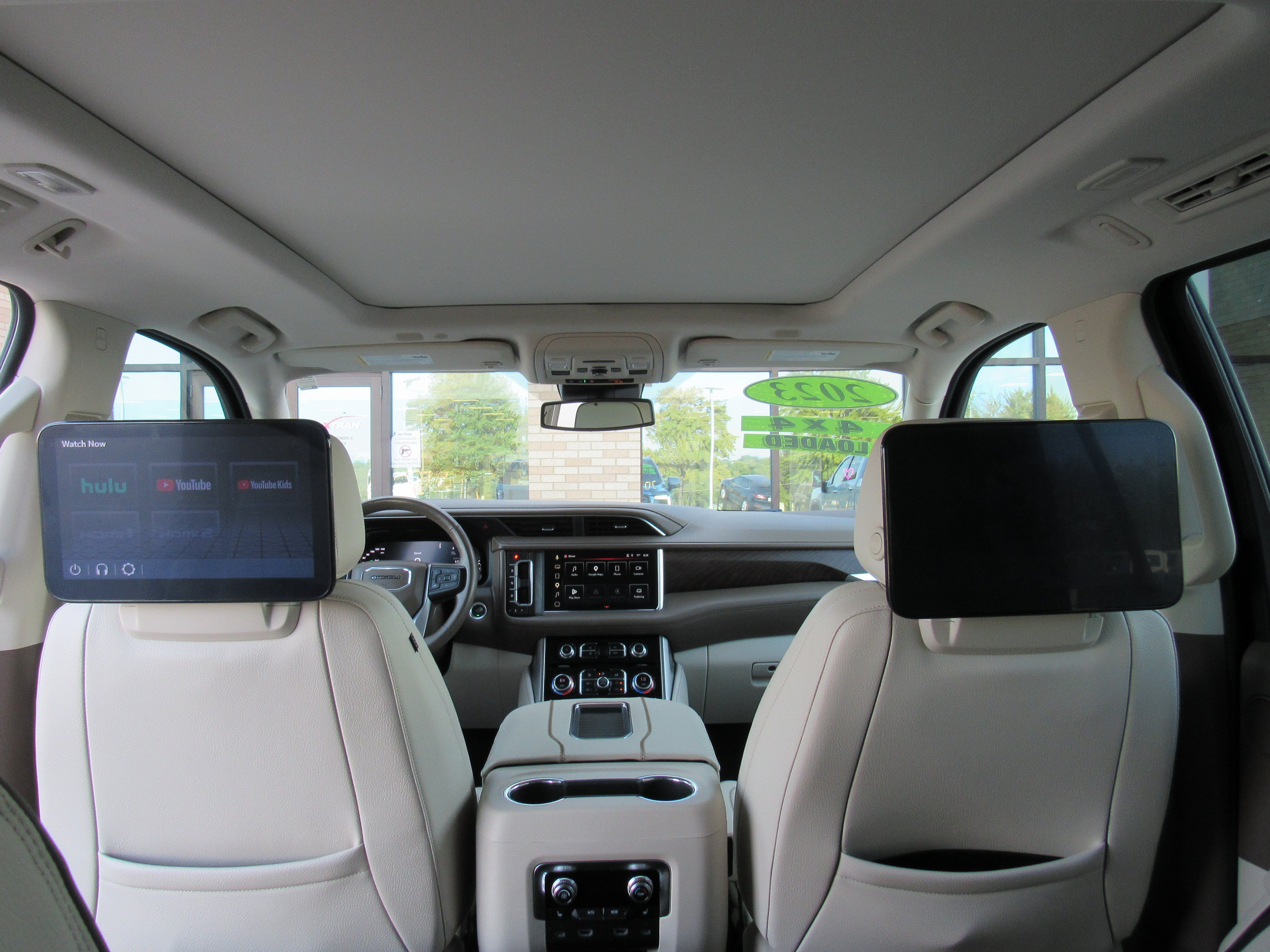 2023 GMC Yukon Denali