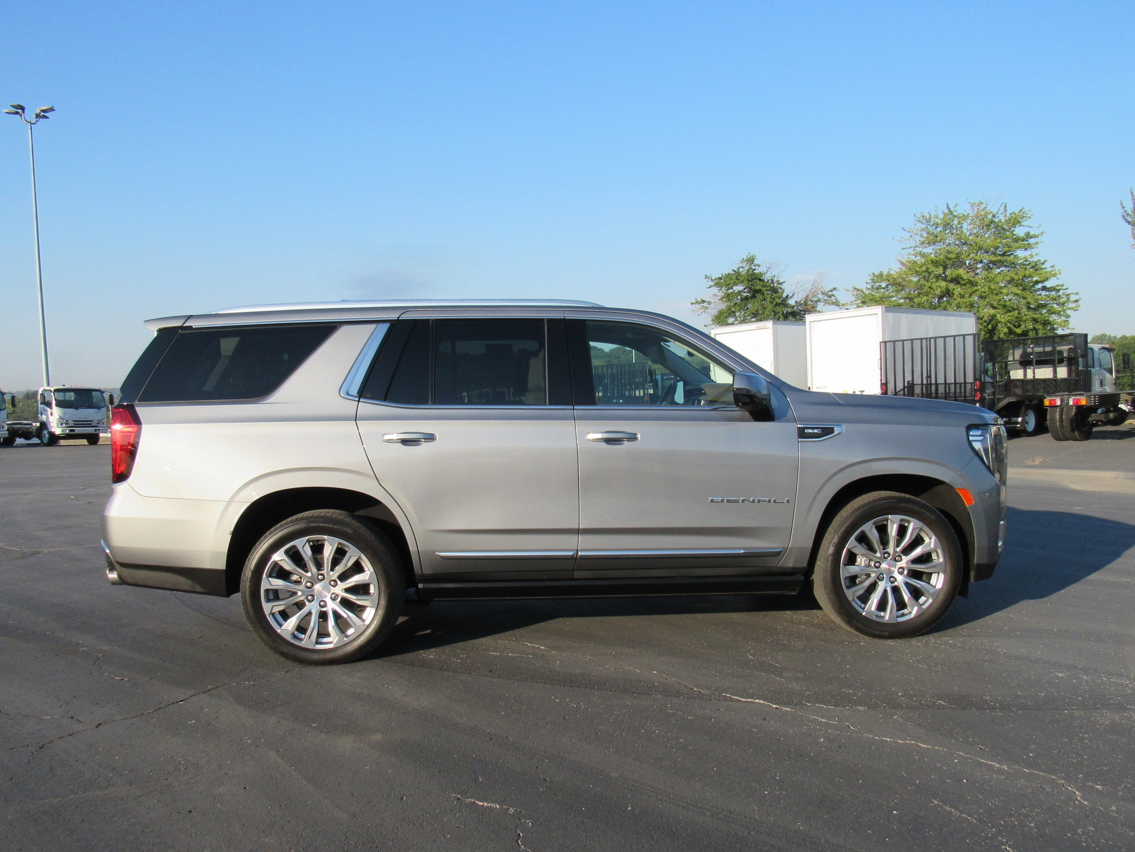 2023 GMC Yukon Denali