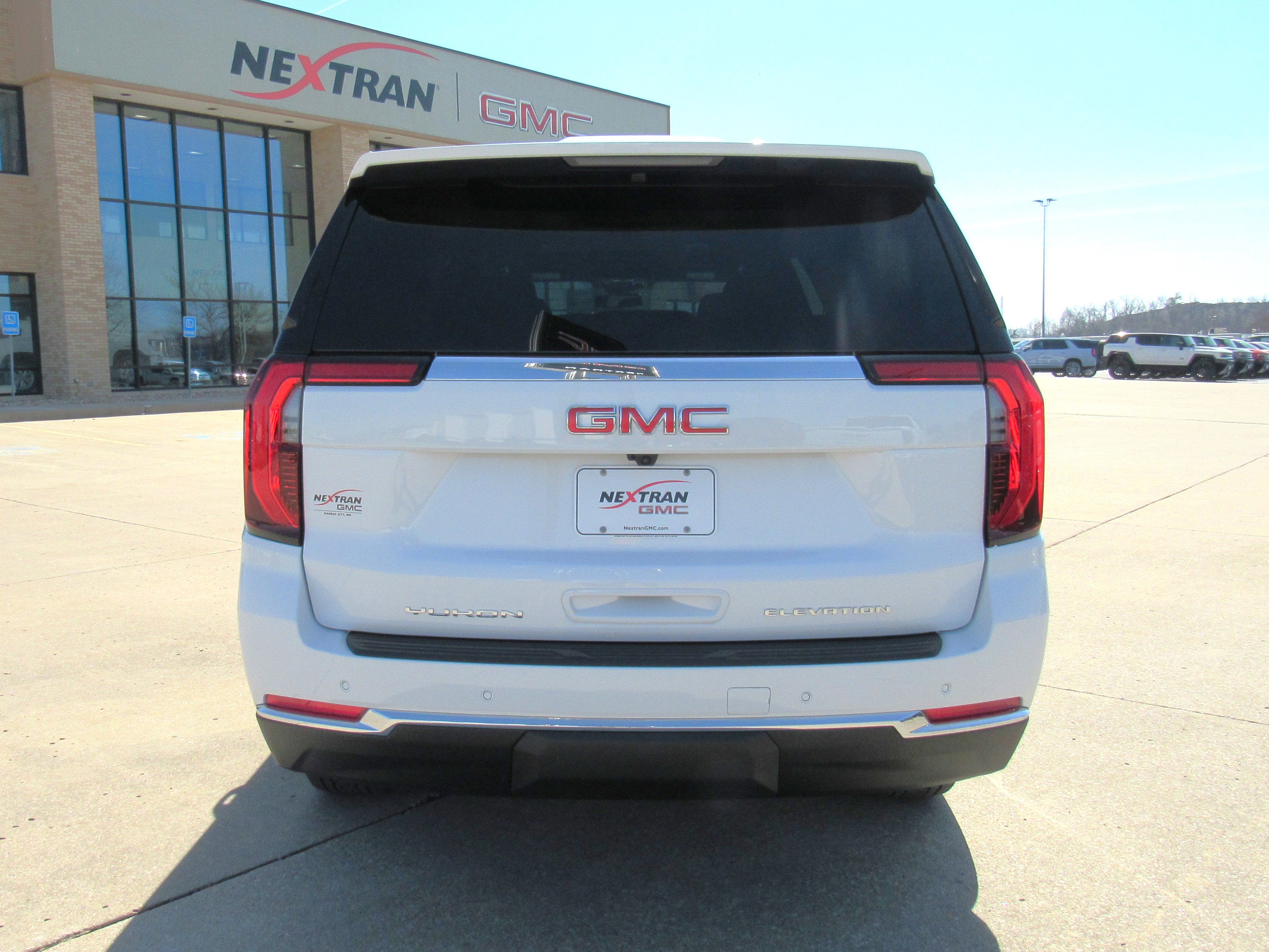 2026 GMC Yukon XL Elevation