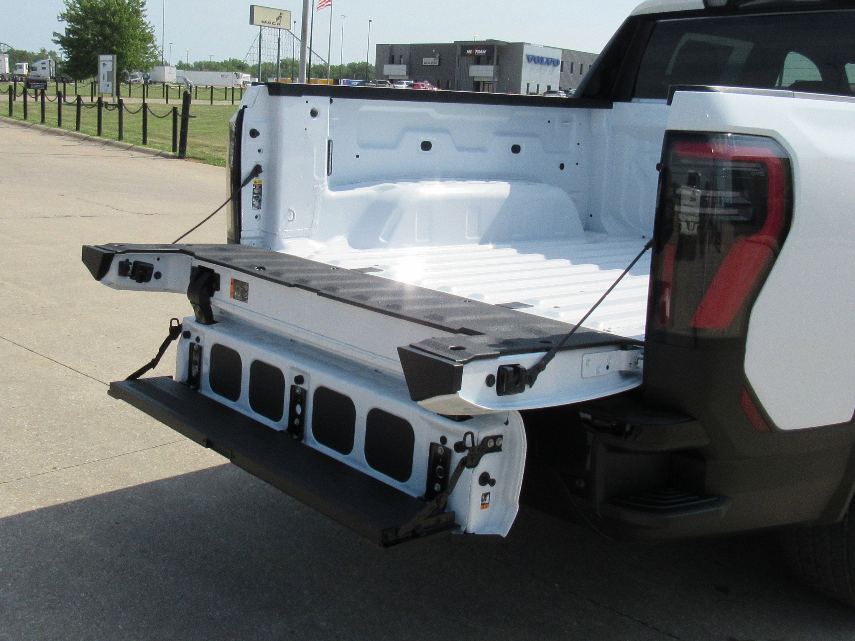 2026 GMC Sierra EV Elevation Extended Range