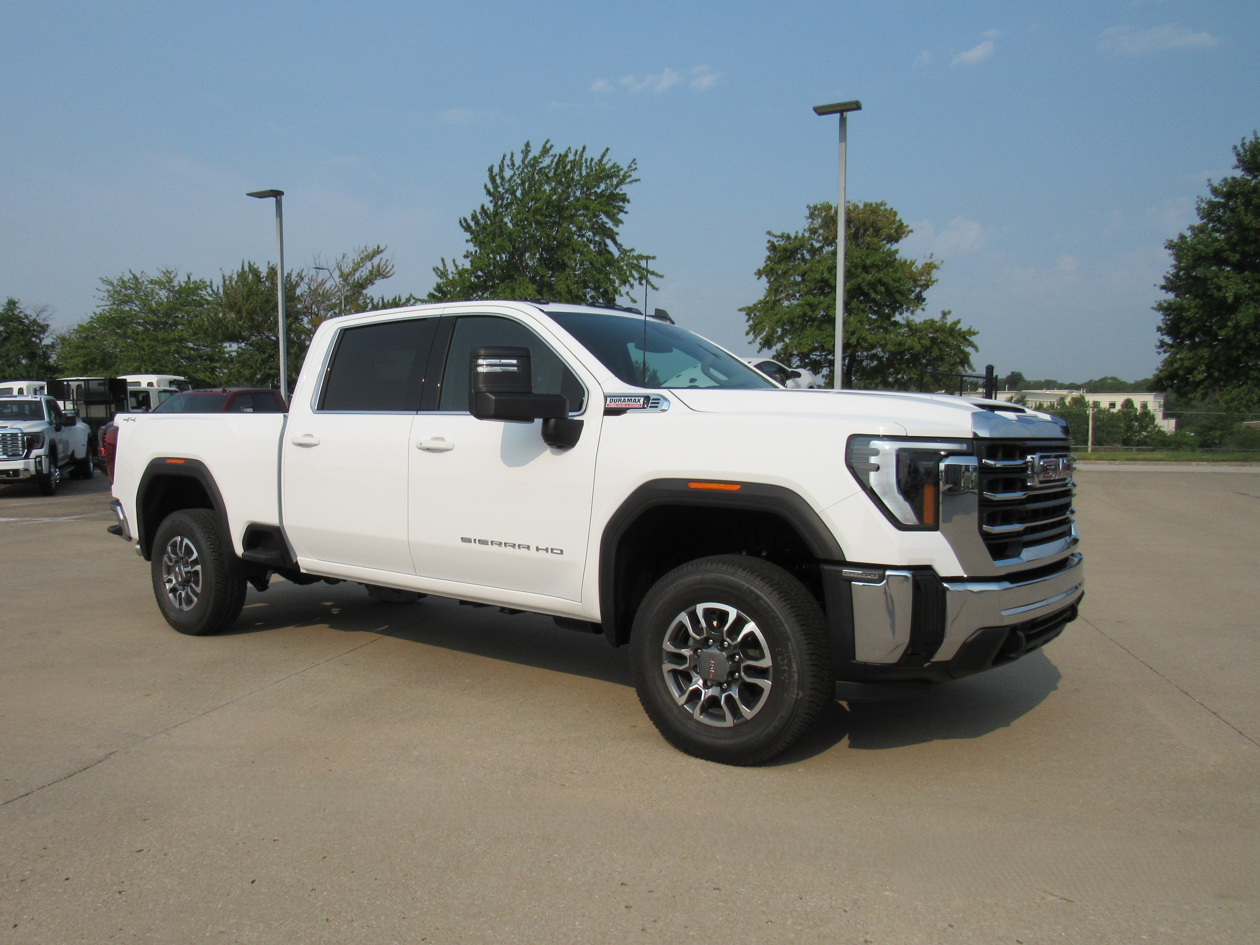 2026 GMC Sierra 2500 HD SLE