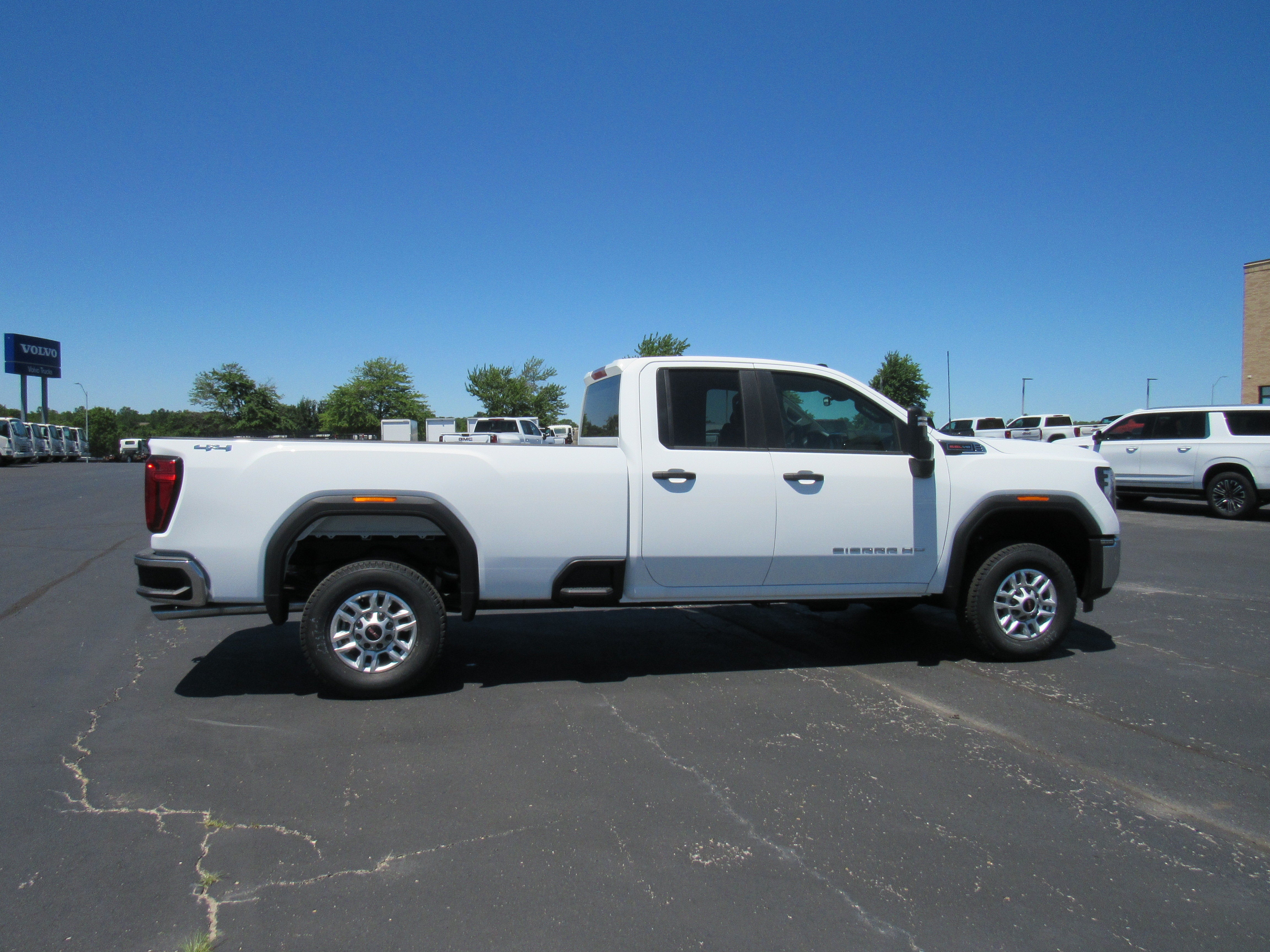 2026 GMC Sierra 2500 HD Pro