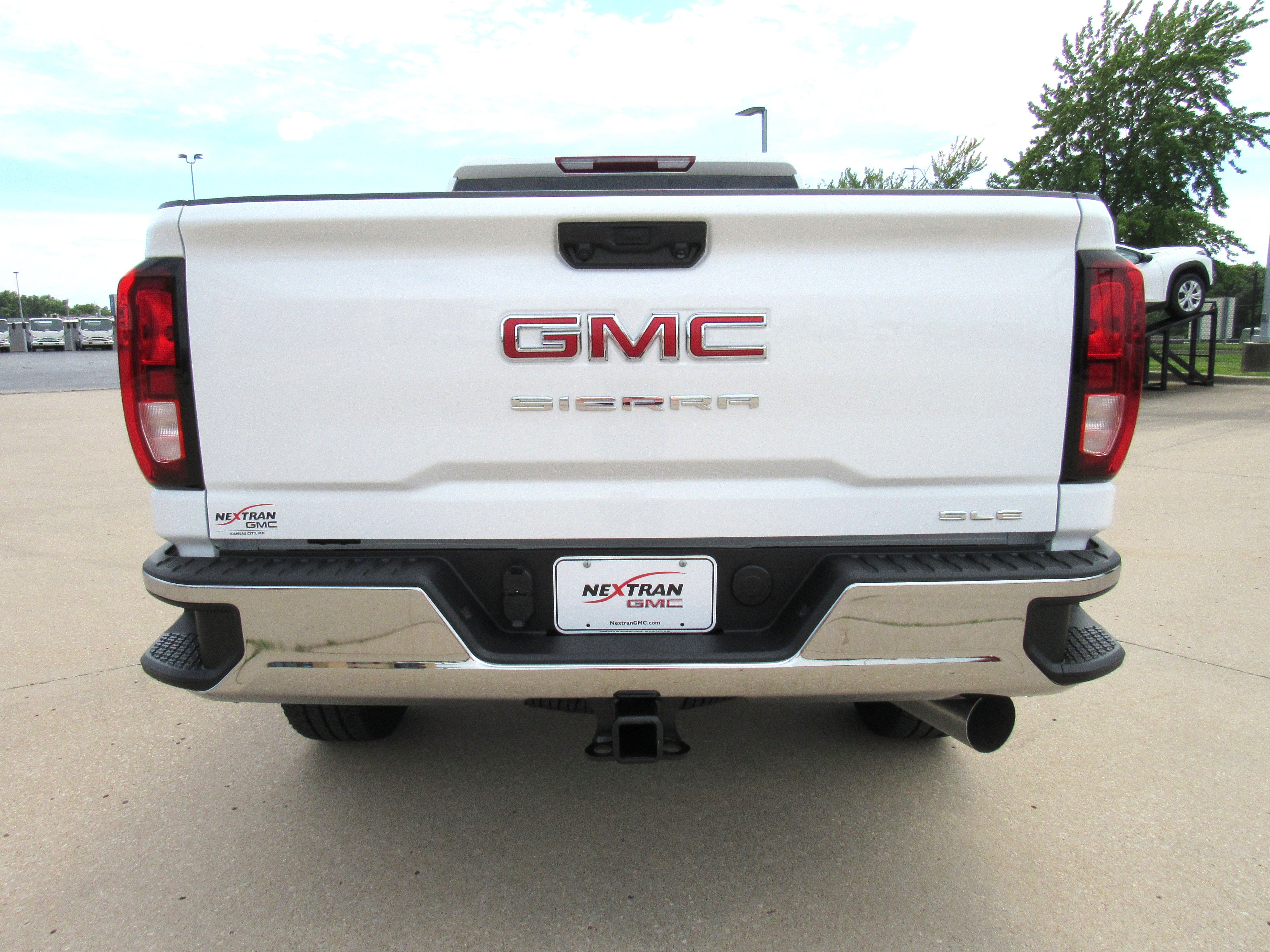 2026 GMC Sierra 2500 HD SLE