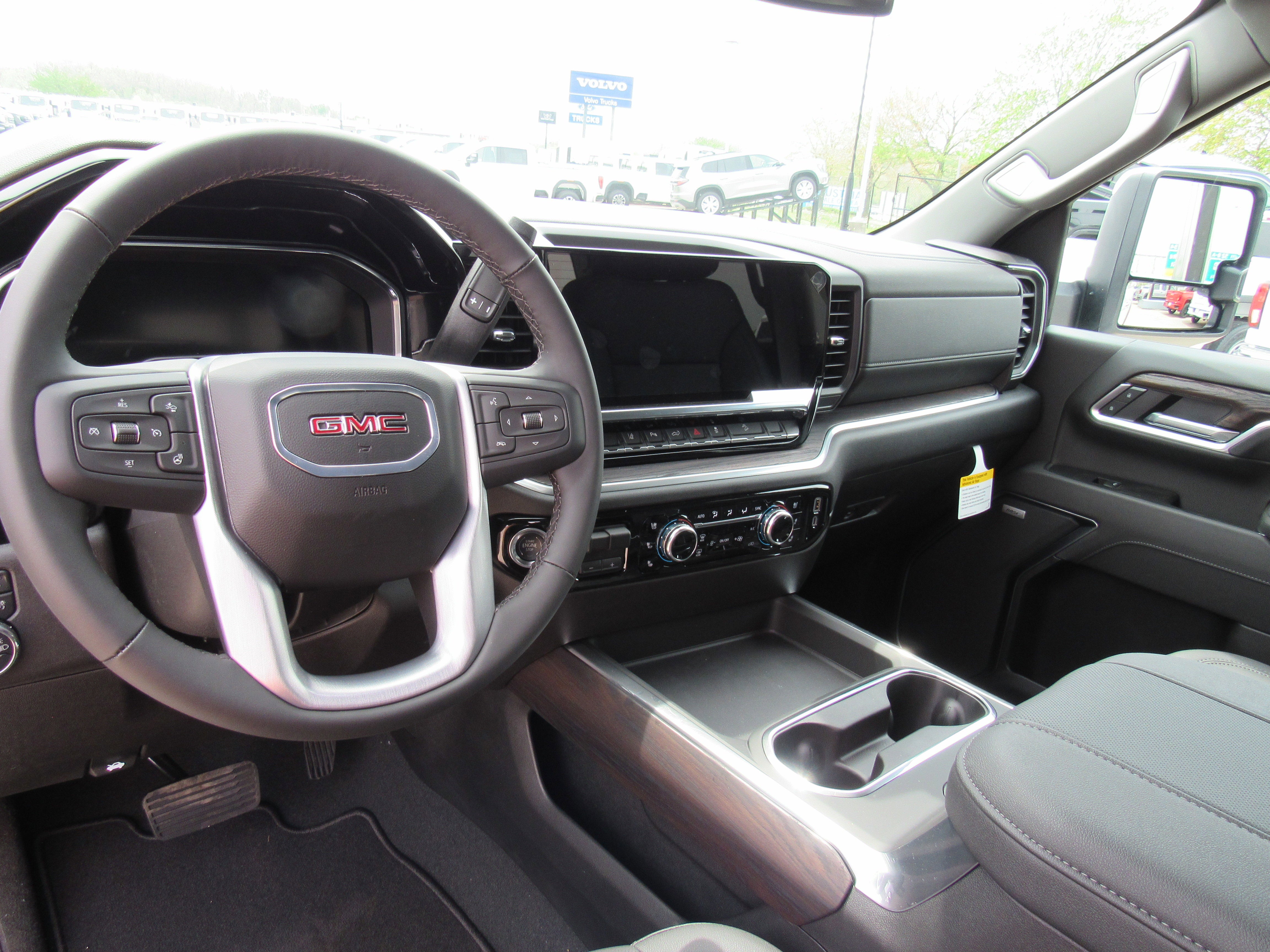 2025 GMC Sierra 2500 HD SLT