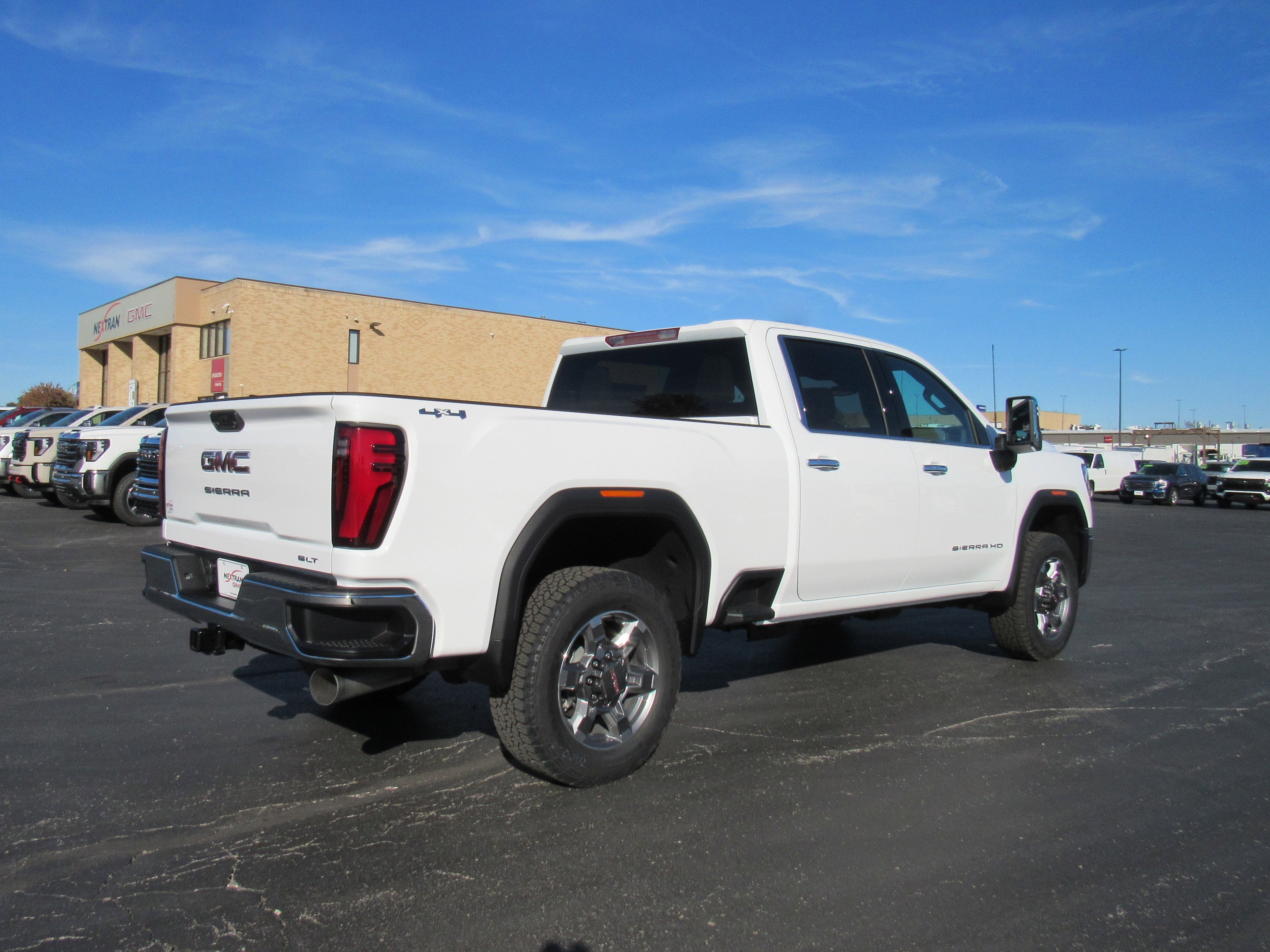 2026 GMC Sierra 2500 HD SLT