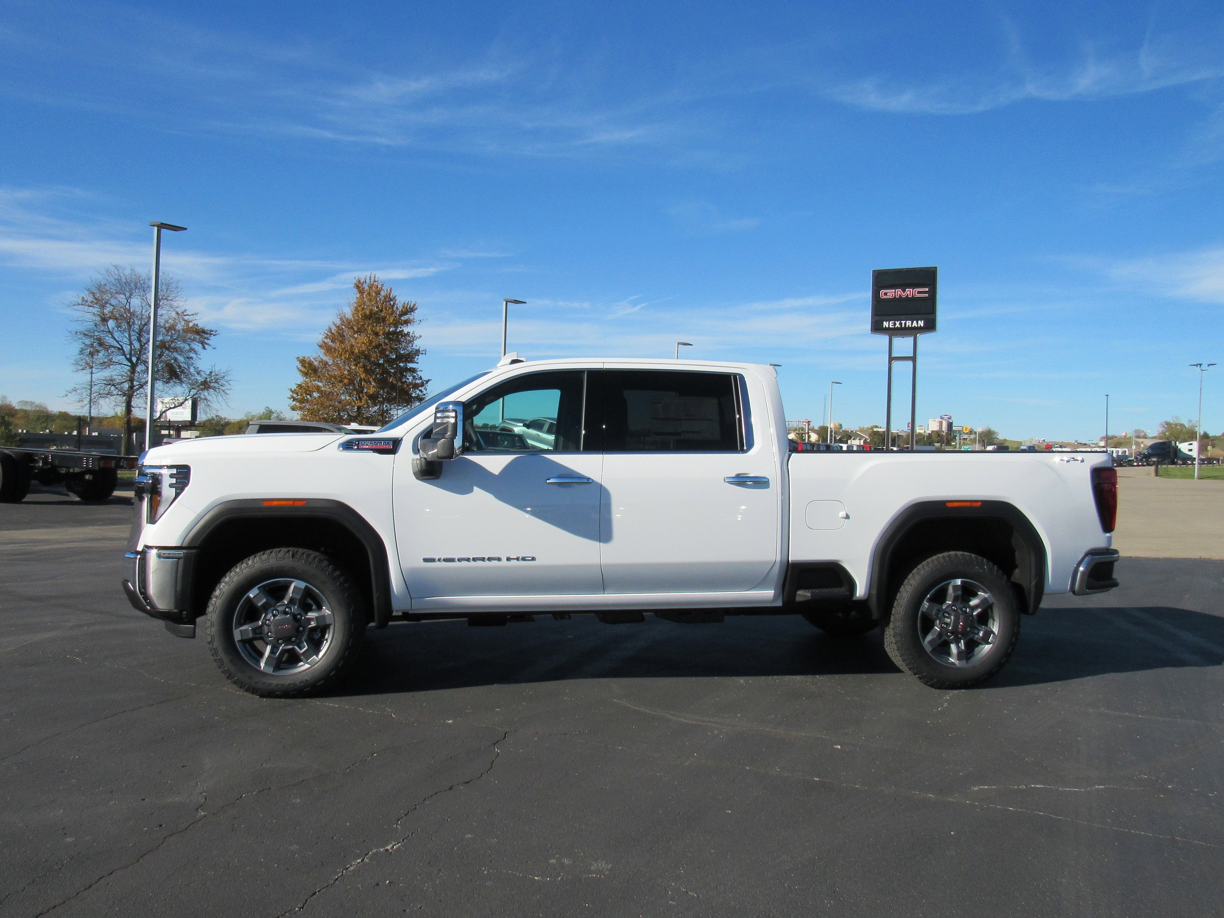 2026 GMC Sierra 2500 HD SLT