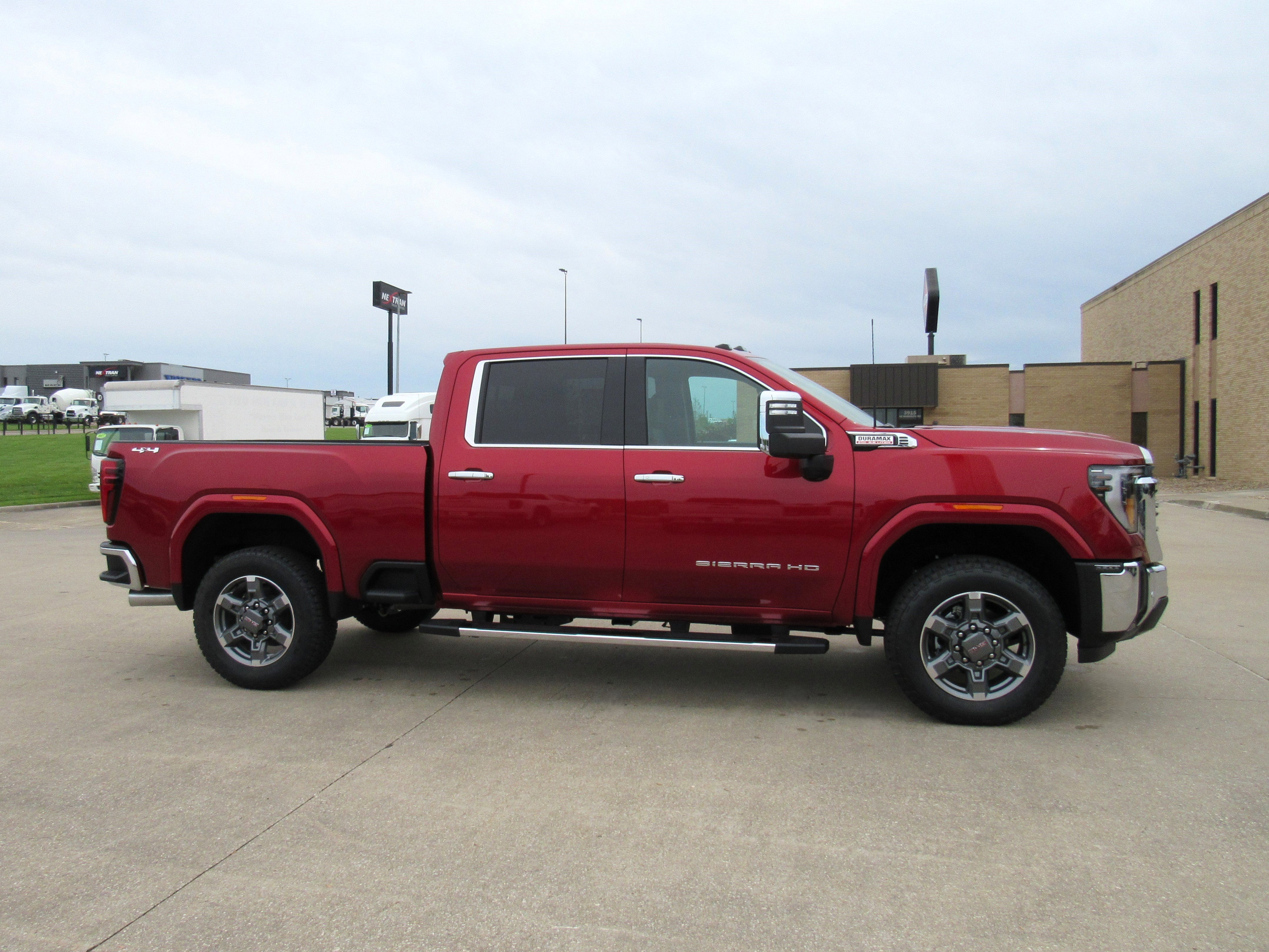 2025 GMC Sierra 2500 HD SLT
