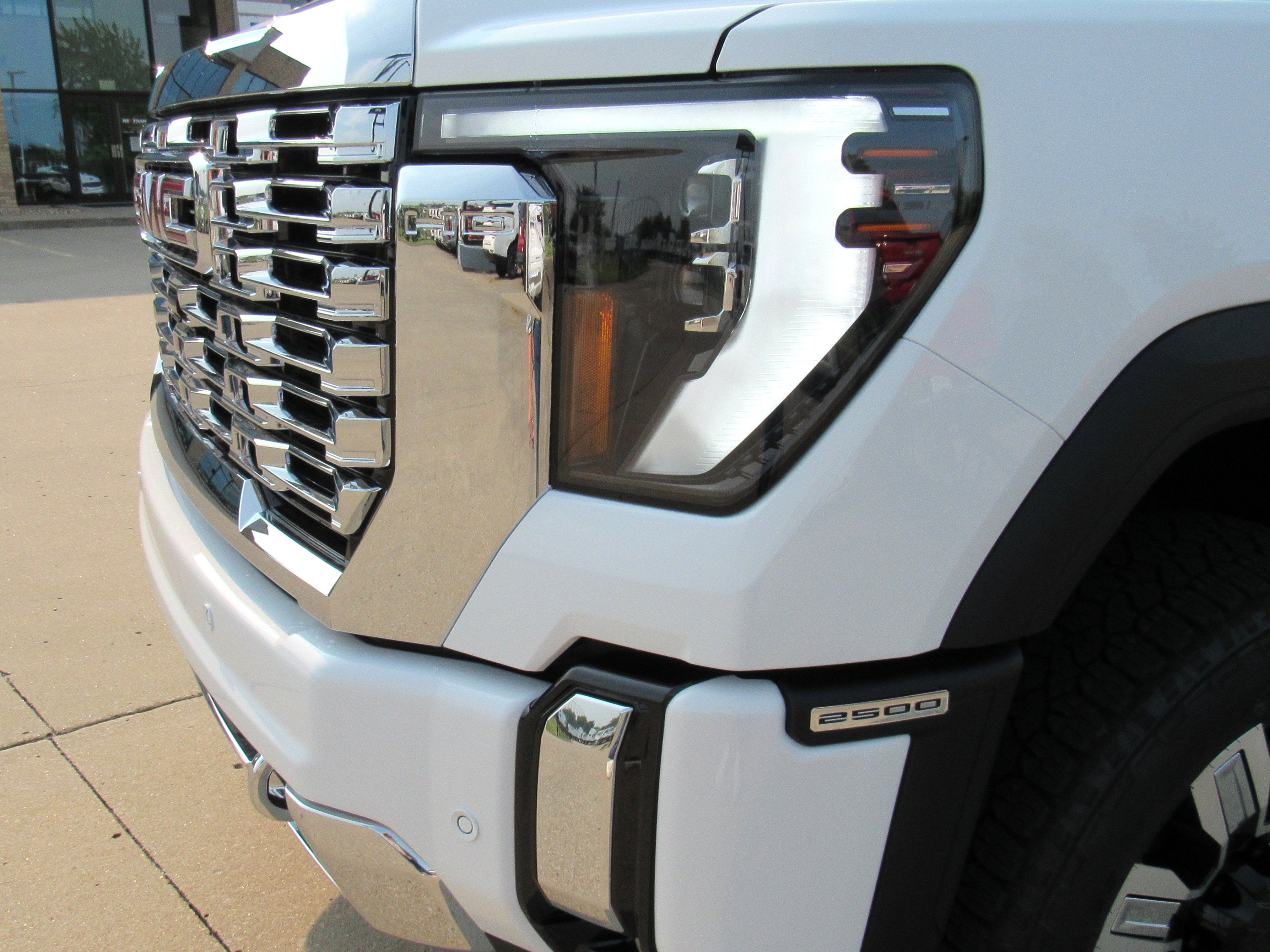 2026 GMC Sierra 2500 HD Denali