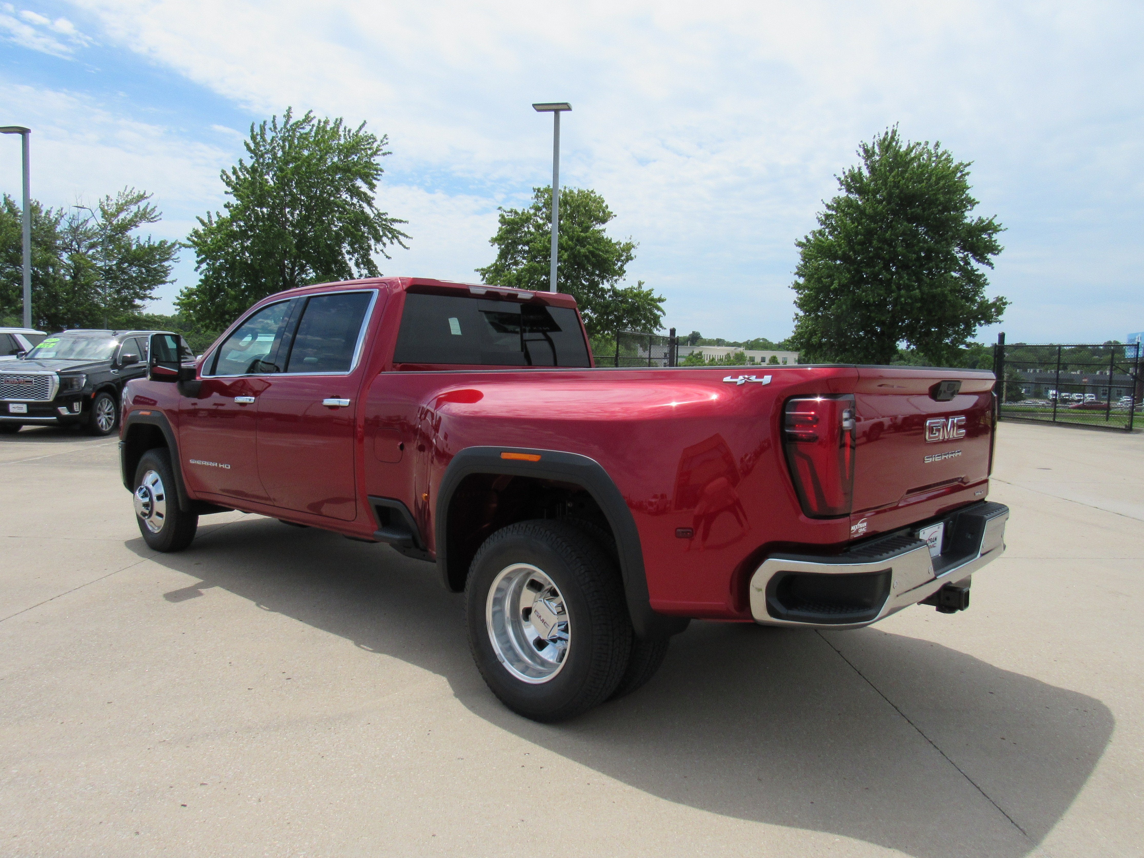 2026 GMC Sierra 3500 HD SLT DRW