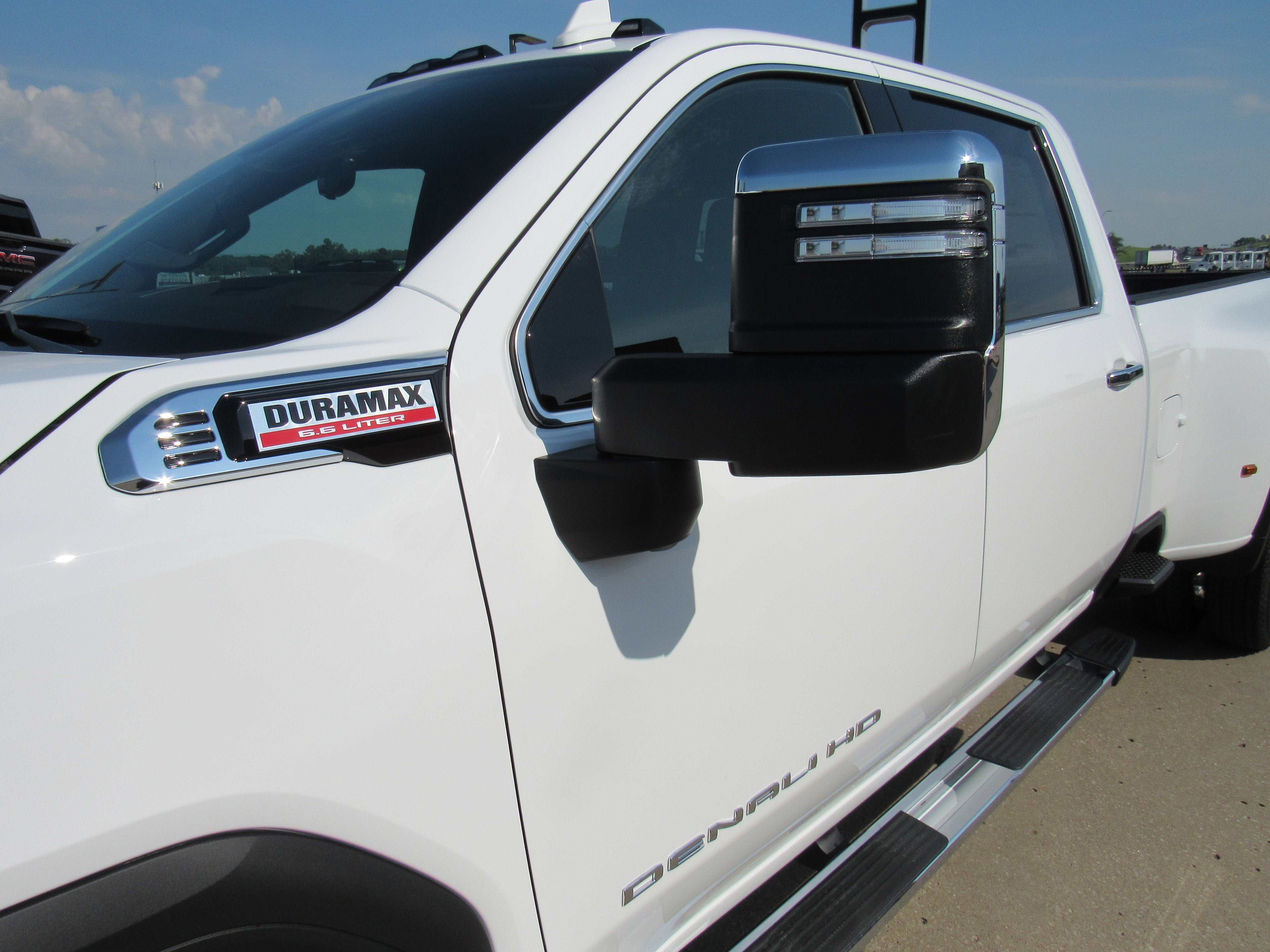 2026 GMC Sierra 3500 HD Denali DRW