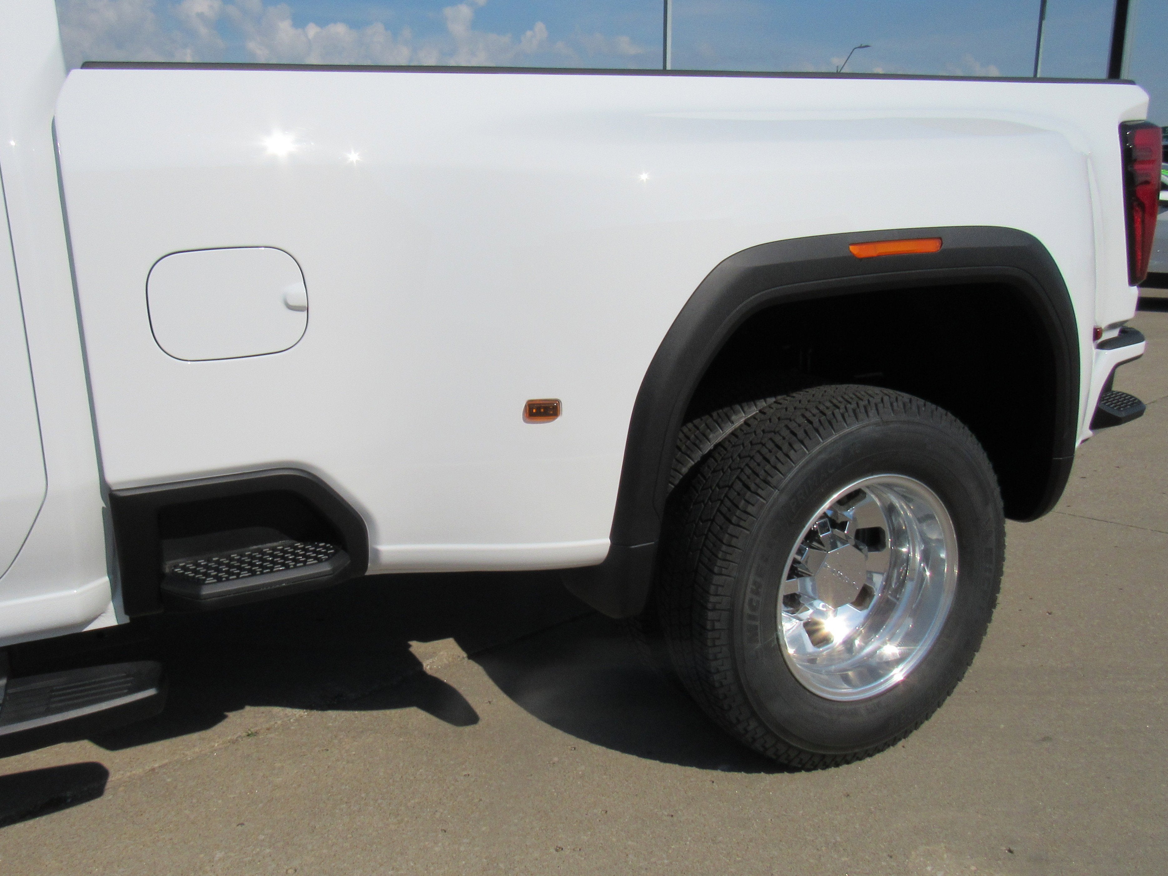 2026 GMC Sierra 3500 HD Denali DRW