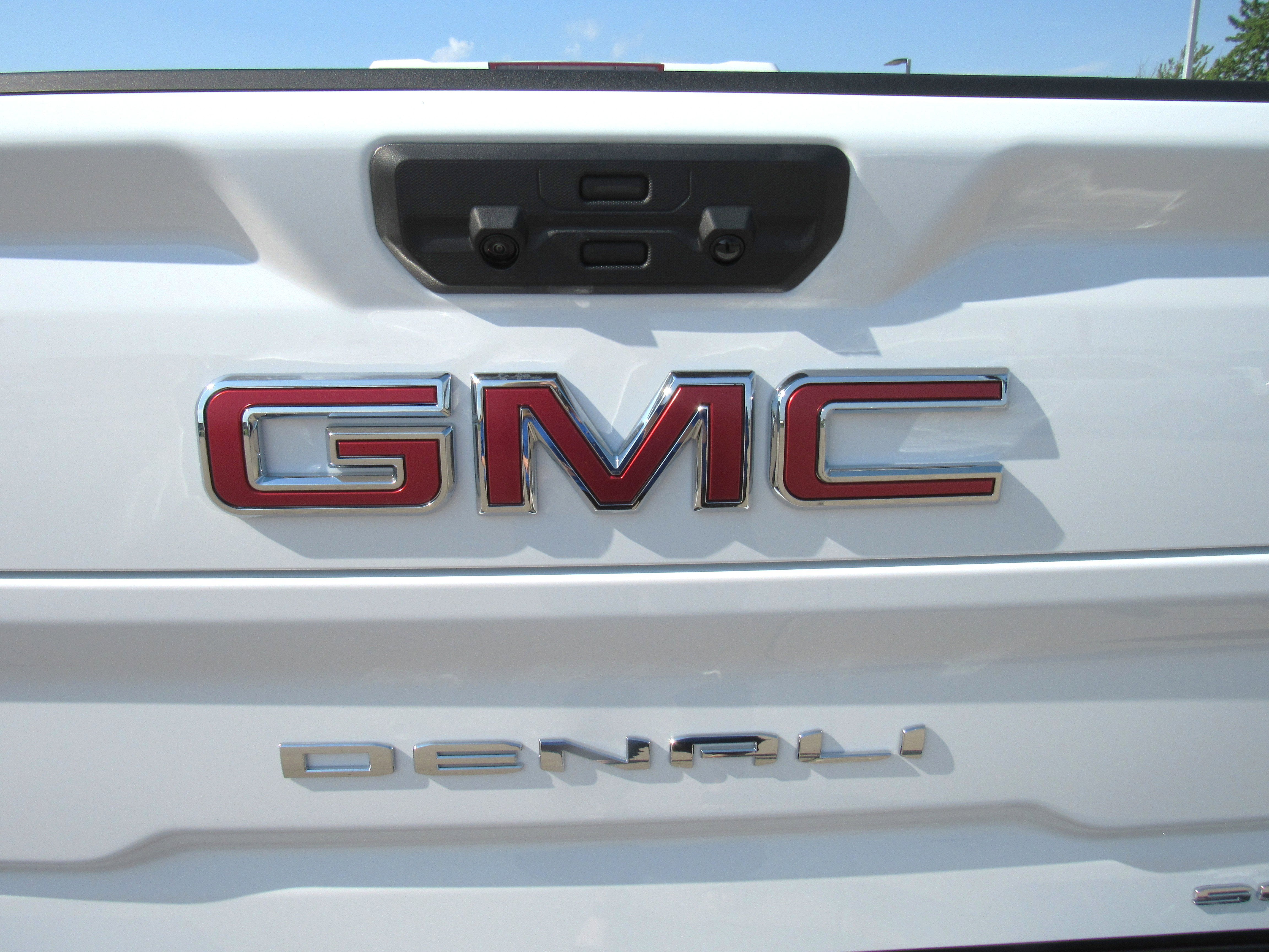 2026 GMC Sierra 3500 HD Denali DRW
