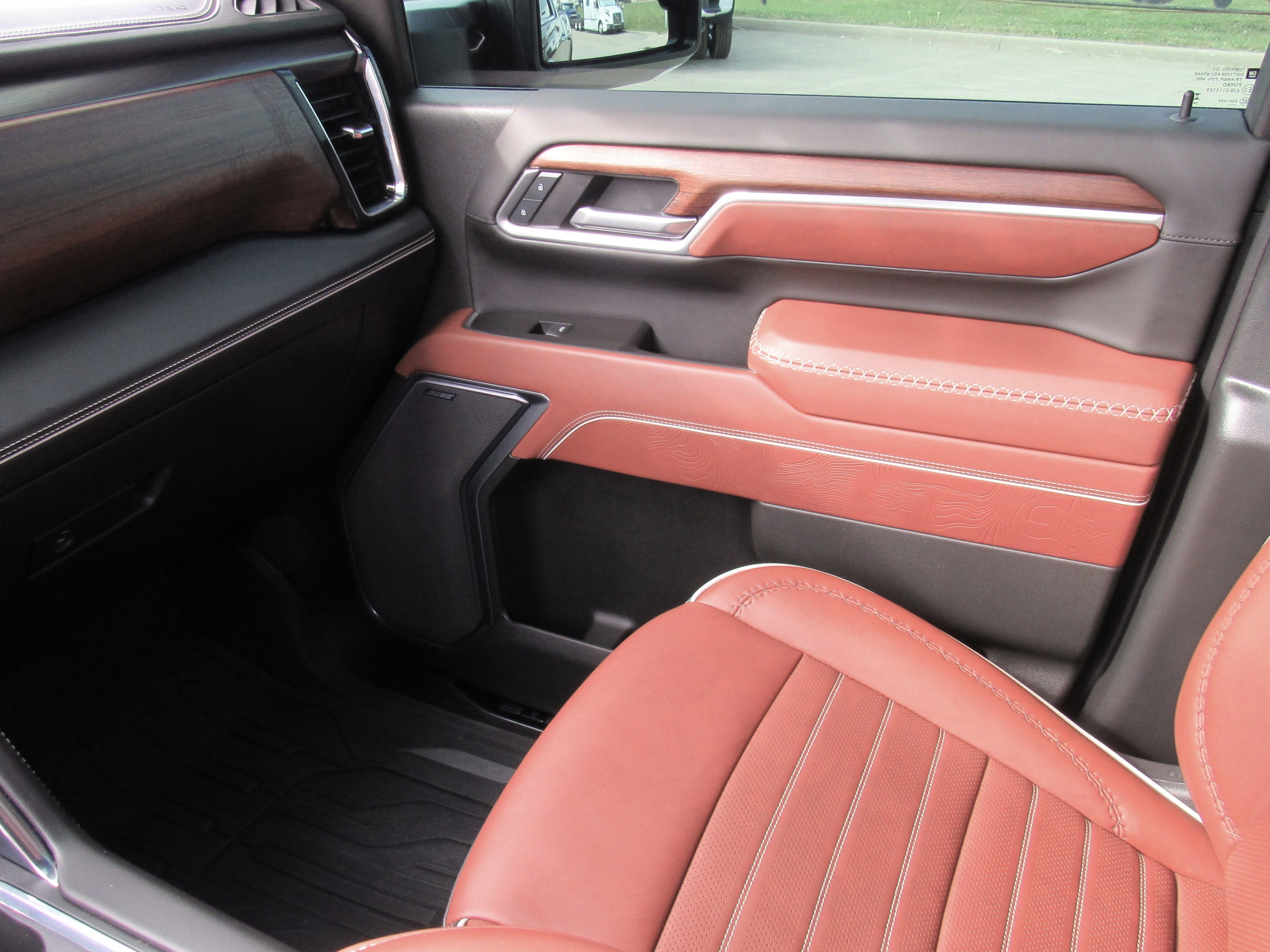 2025 GMC Sierra 3500 HD Denali Ultimate