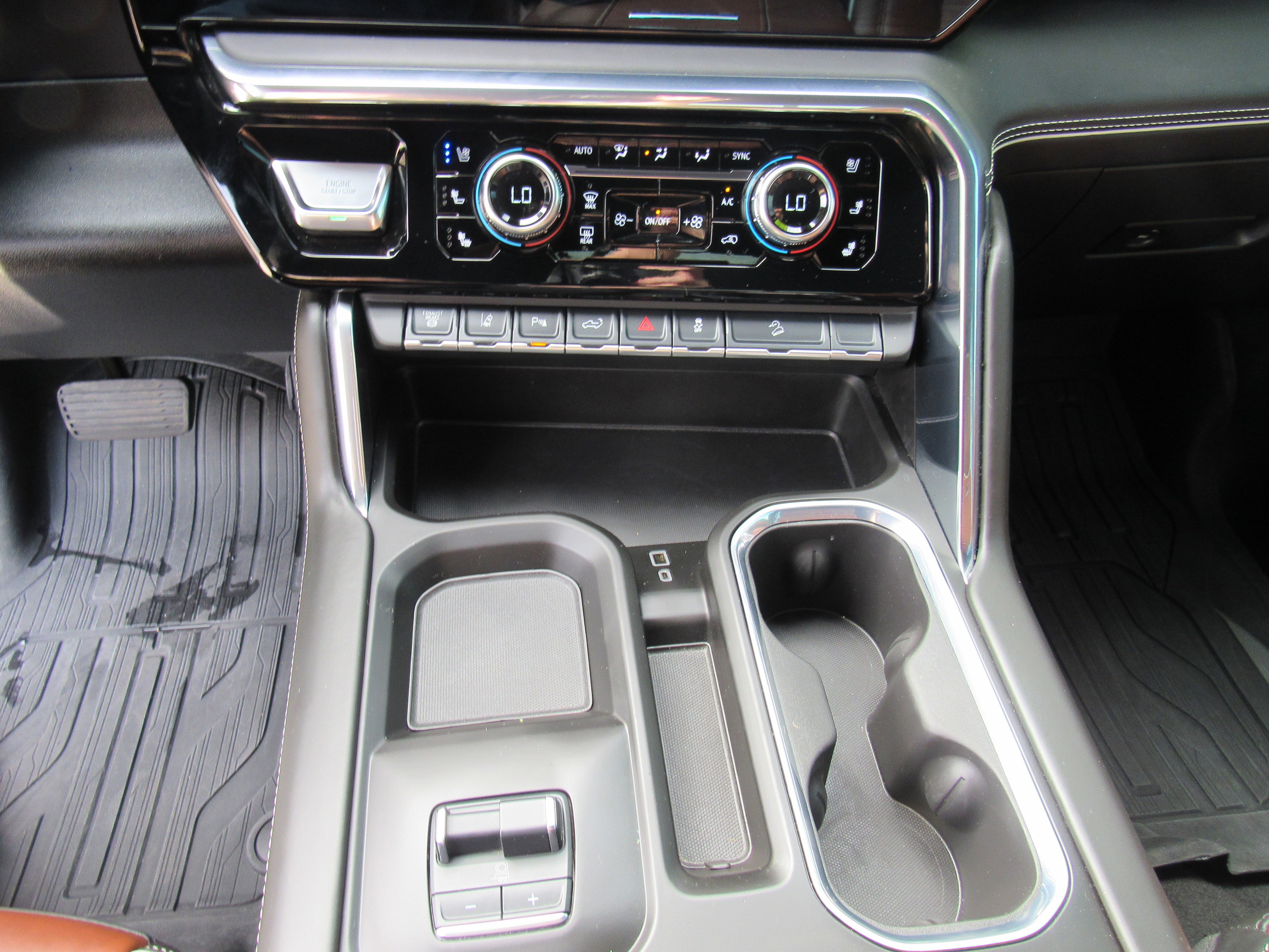 2025 GMC Sierra 3500 HD Denali Ultimate