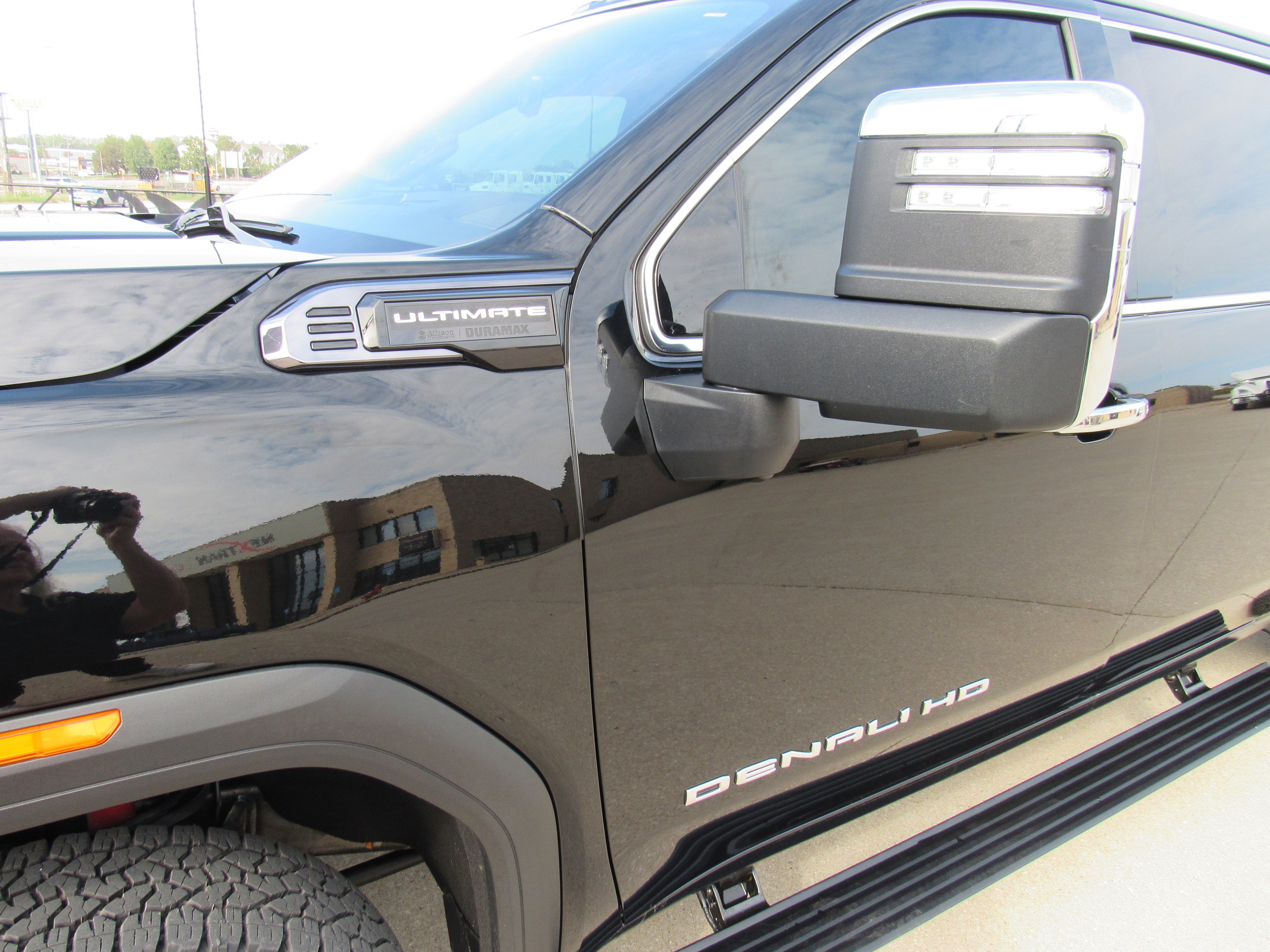 2025 GMC Sierra 3500 HD Denali Ultimate