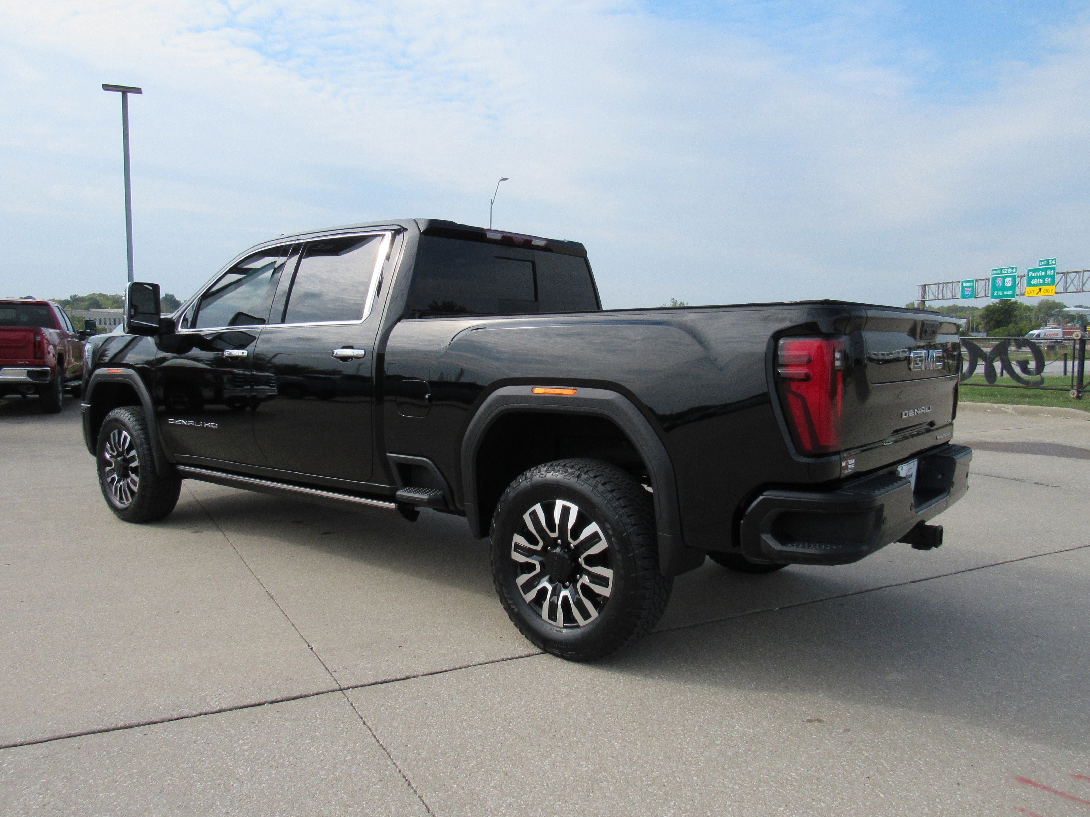 2025 GMC Sierra 3500 HD Denali Ultimate