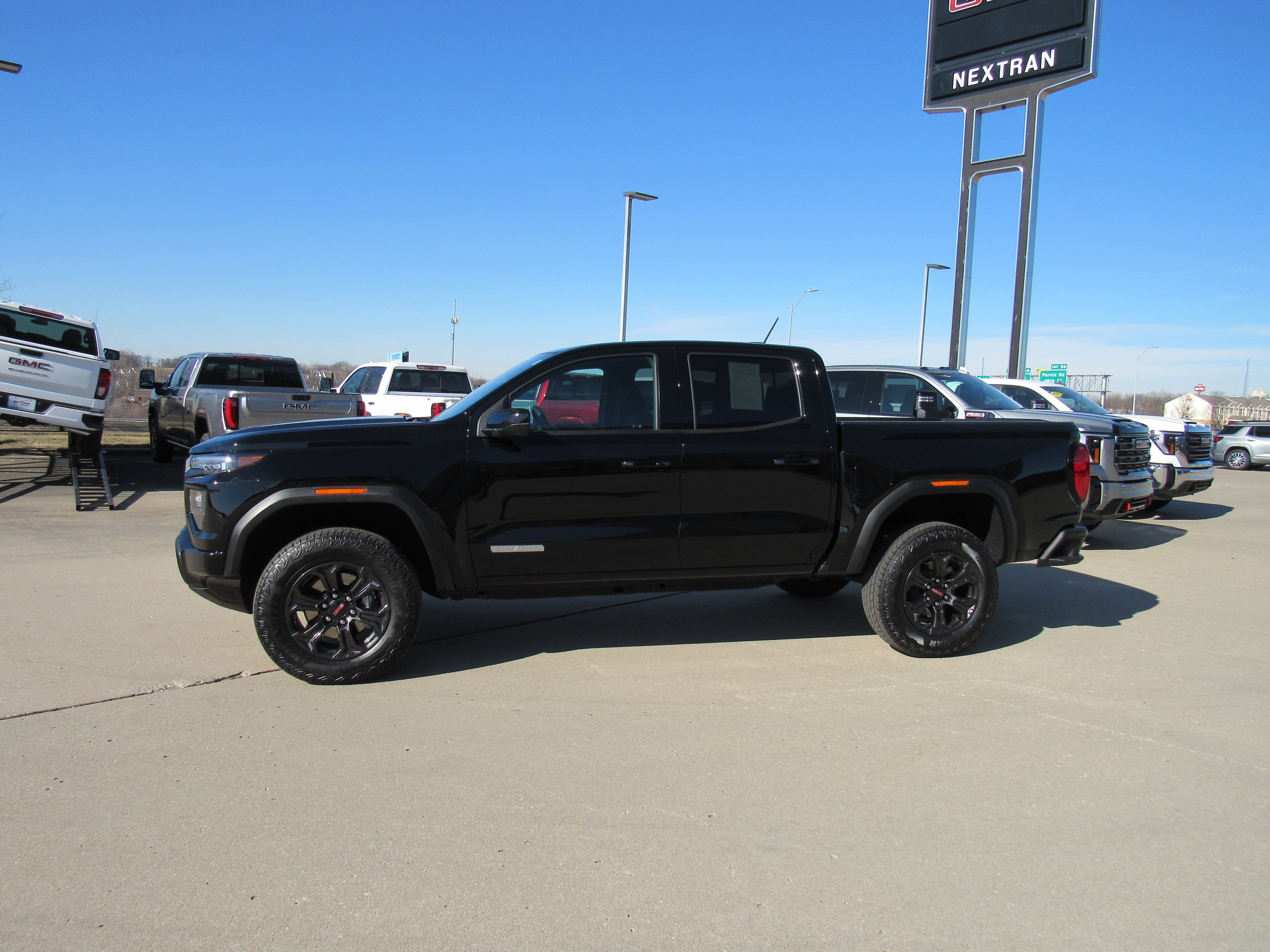 Used 2024 GMC Canyon Elevation with VIN 1GTP5BEK9R1266579 for sale in Kansas City