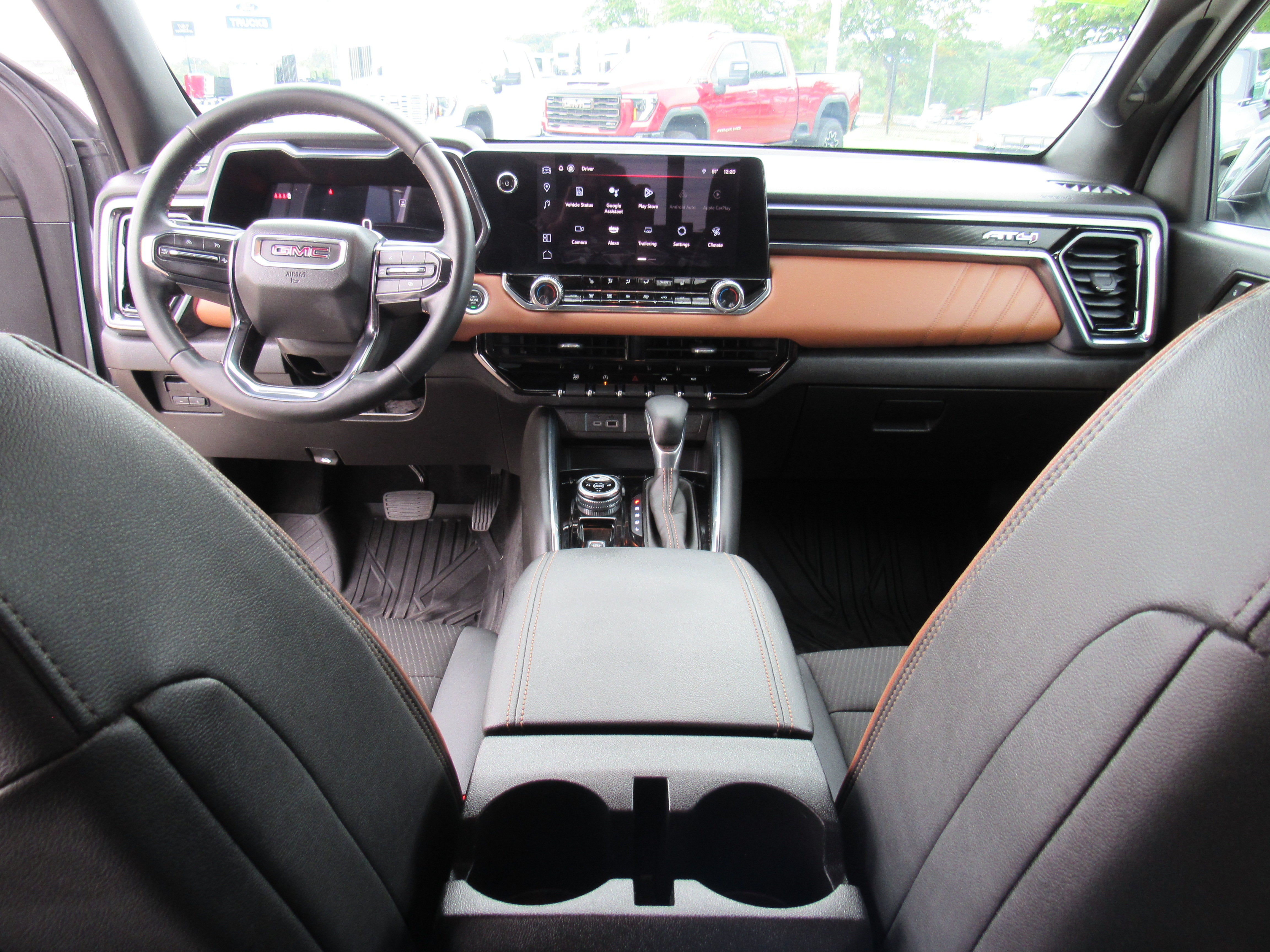 2024 GMC Canyon AT4