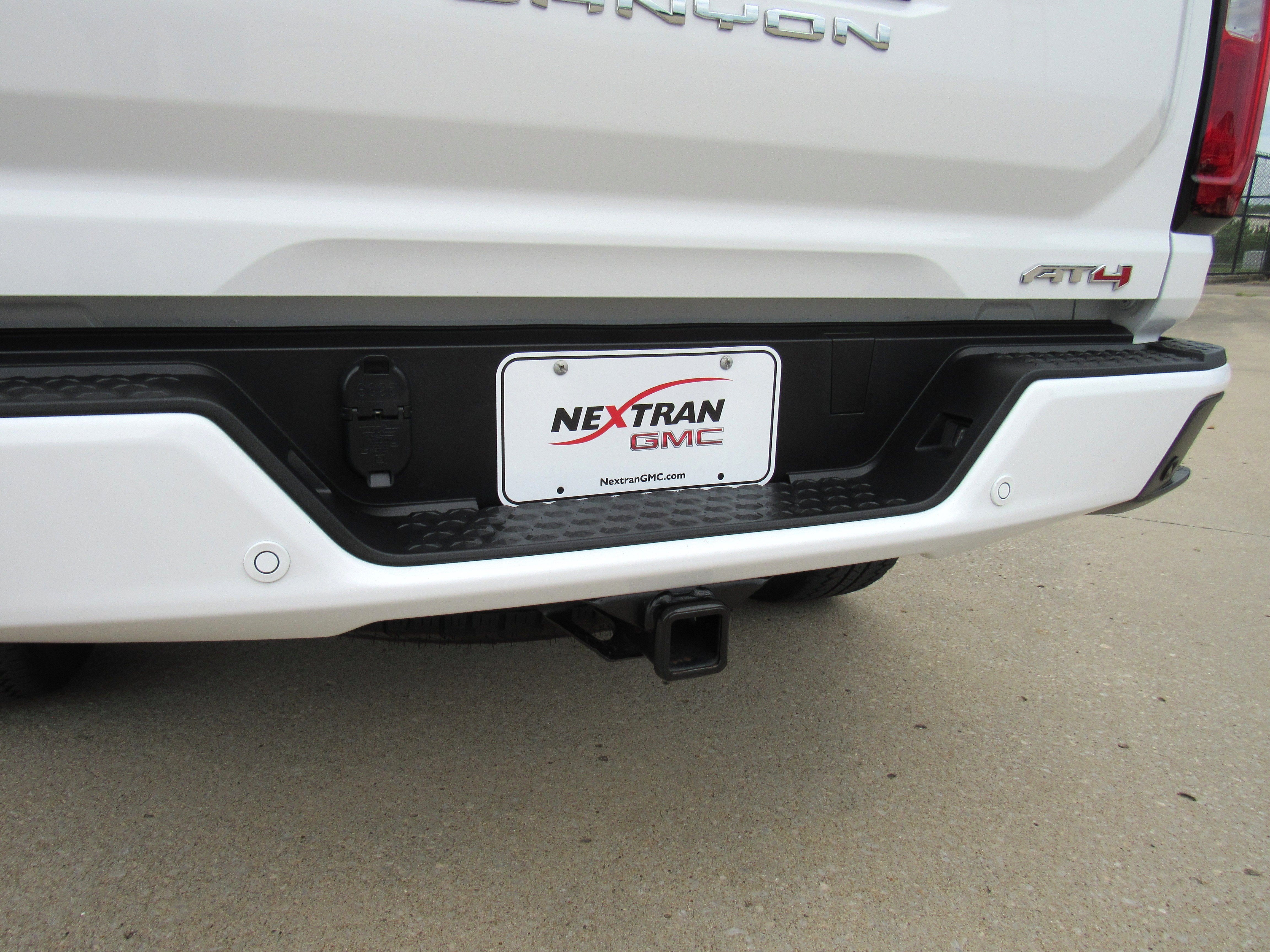 2024 GMC Canyon AT4